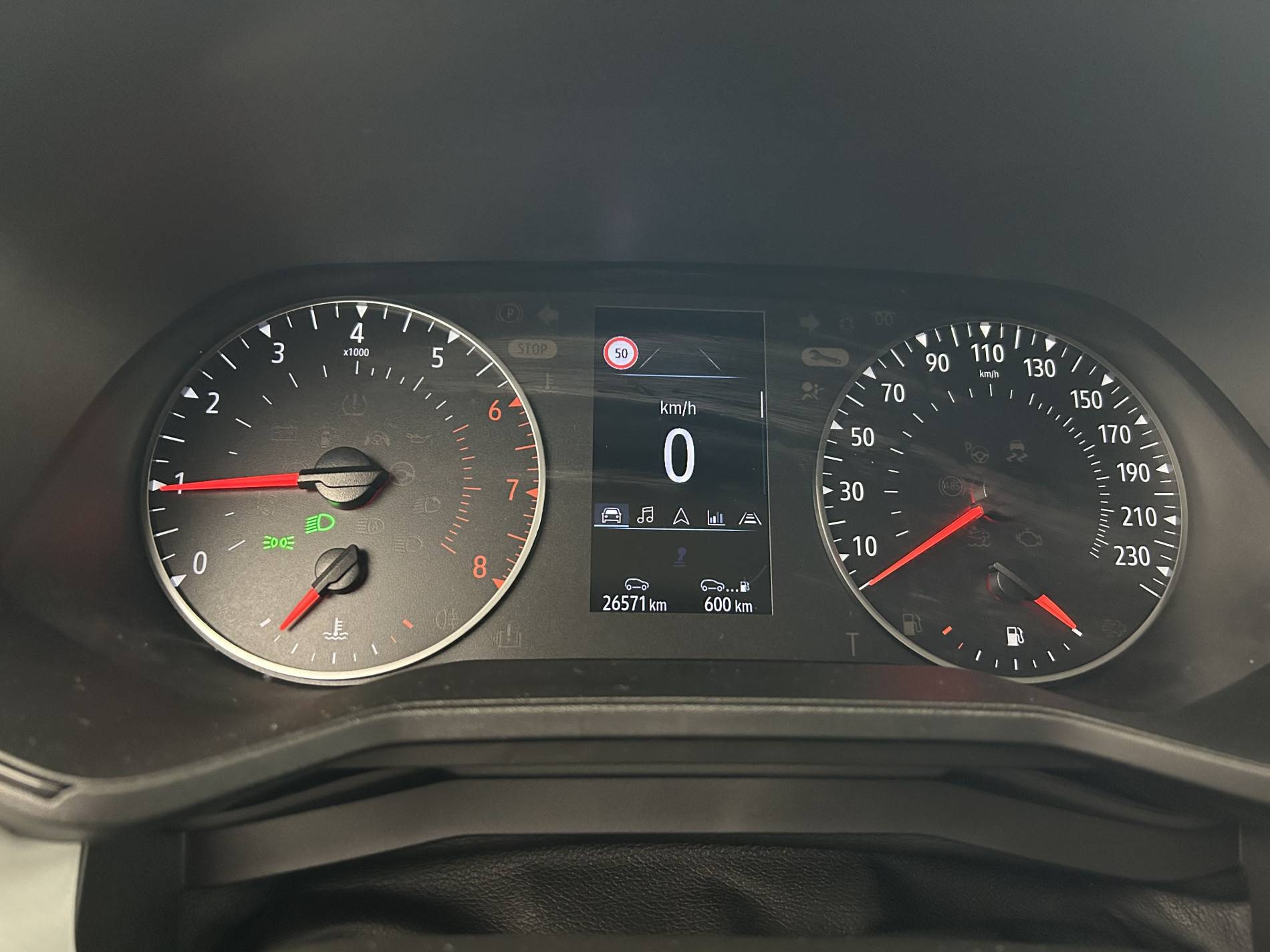 Vente en ligne Renault Clio 5 Clio TCe 90 au prix de 14 990 €