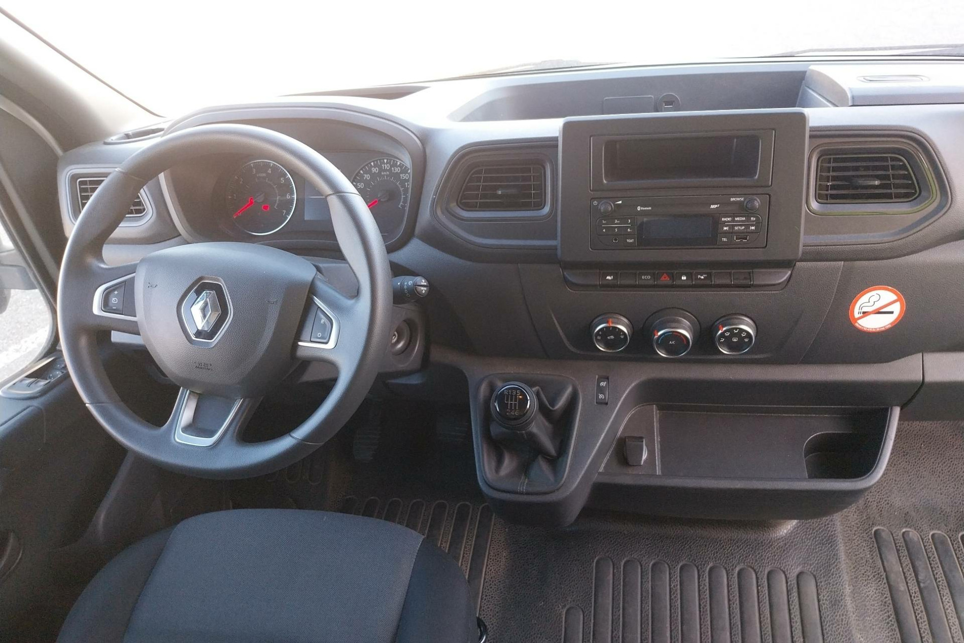 Vente en ligne Renault Master Fourgon MASTER FGN TRAC F3500 L2H2 BLUE DCI 135 au prix de 24 000 €