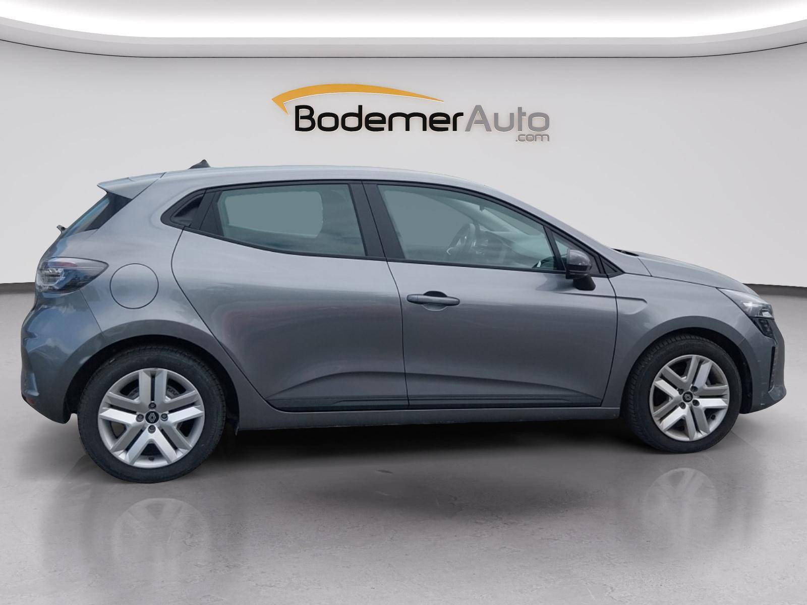 Vente en ligne Renault Clio 5 Clio Blue dCi 100 ch GSR2 au prix de 16 990 €