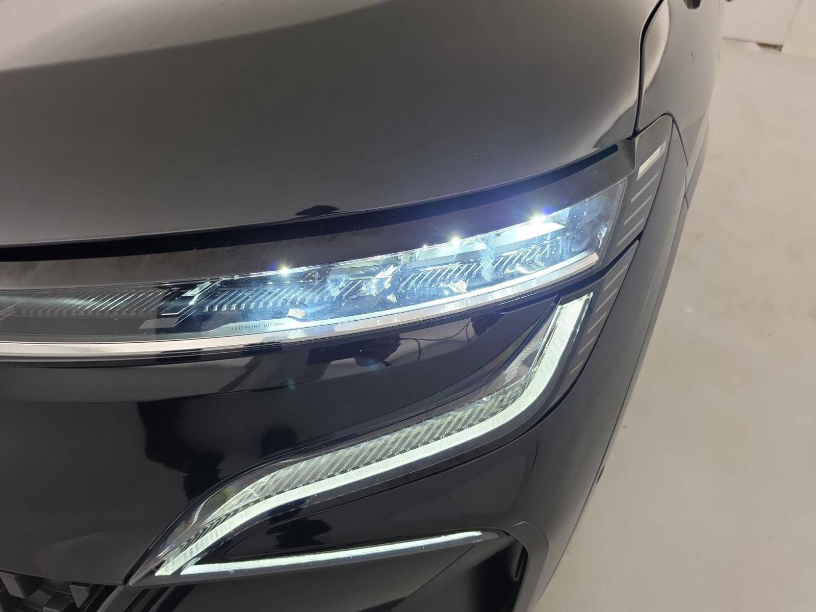 Vente en ligne Renault Megane E-Tech  EV60 220 ch super charge au prix de 24 590 €