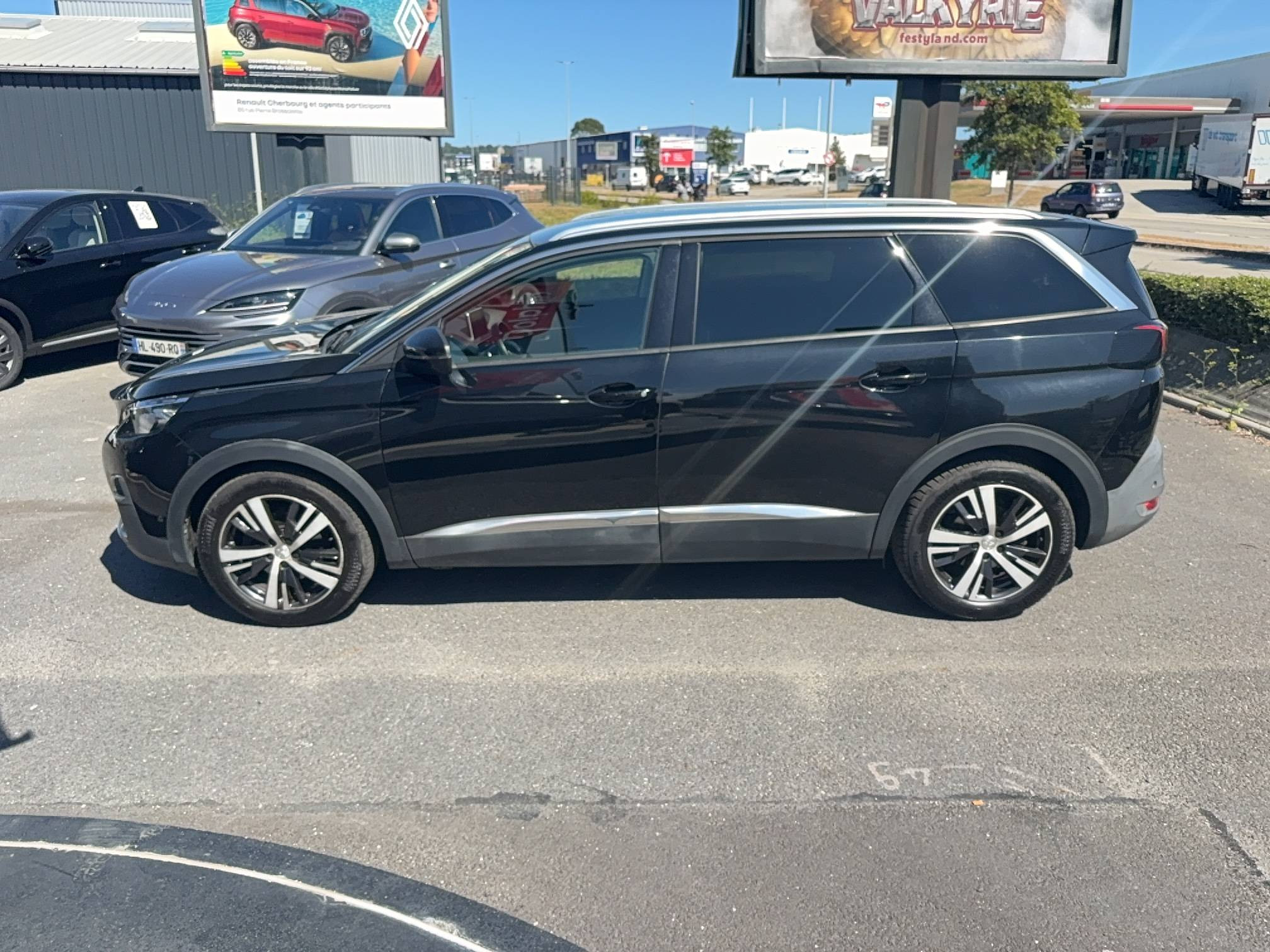 Vente en ligne Peugeot 5008  1.6 BlueHDi 120ch S&S EAT6 7 Places au prix de 14 990 €