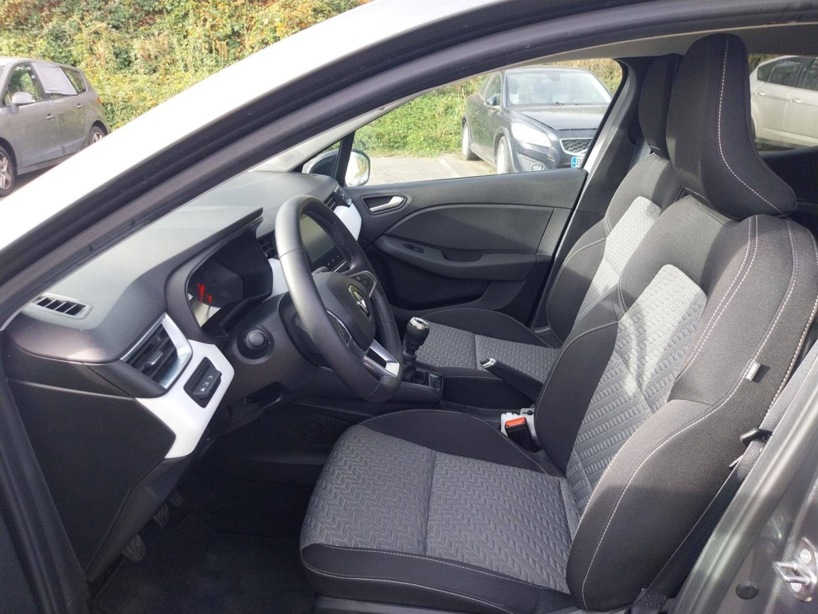 Vente en ligne Renault Clio 5 Clio TCe 90 au prix de 13 990 €