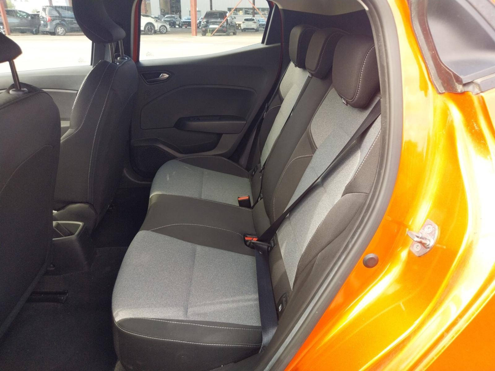 Vente en ligne Renault Clio 5 Clio TCe 90 au prix de 15 490 €