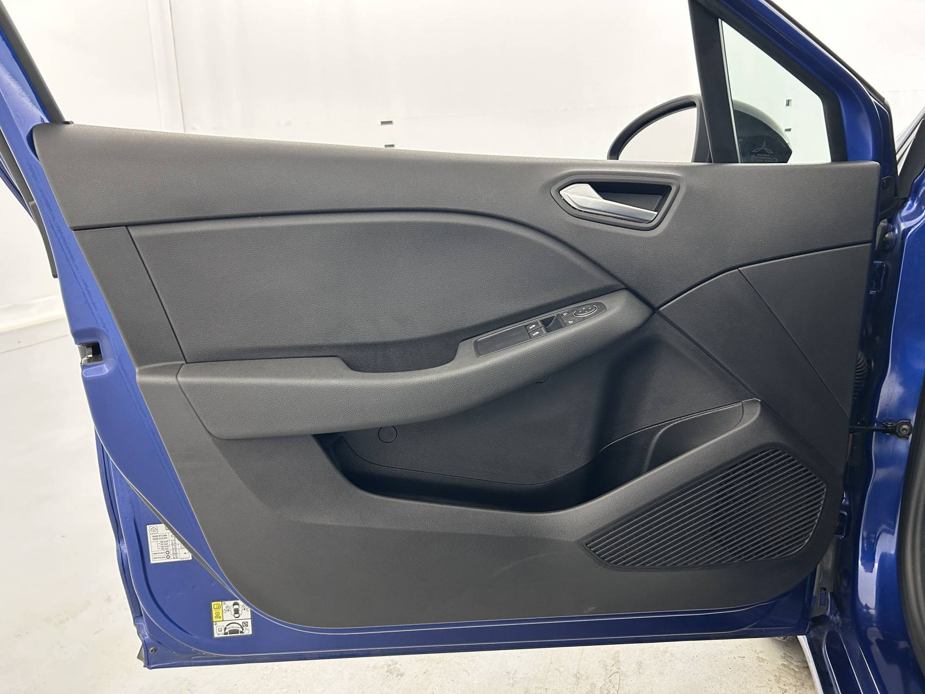 Vente en ligne Renault Clio 5 Clio Blue dCi 100 ch GSR2 au prix de 15 980 €