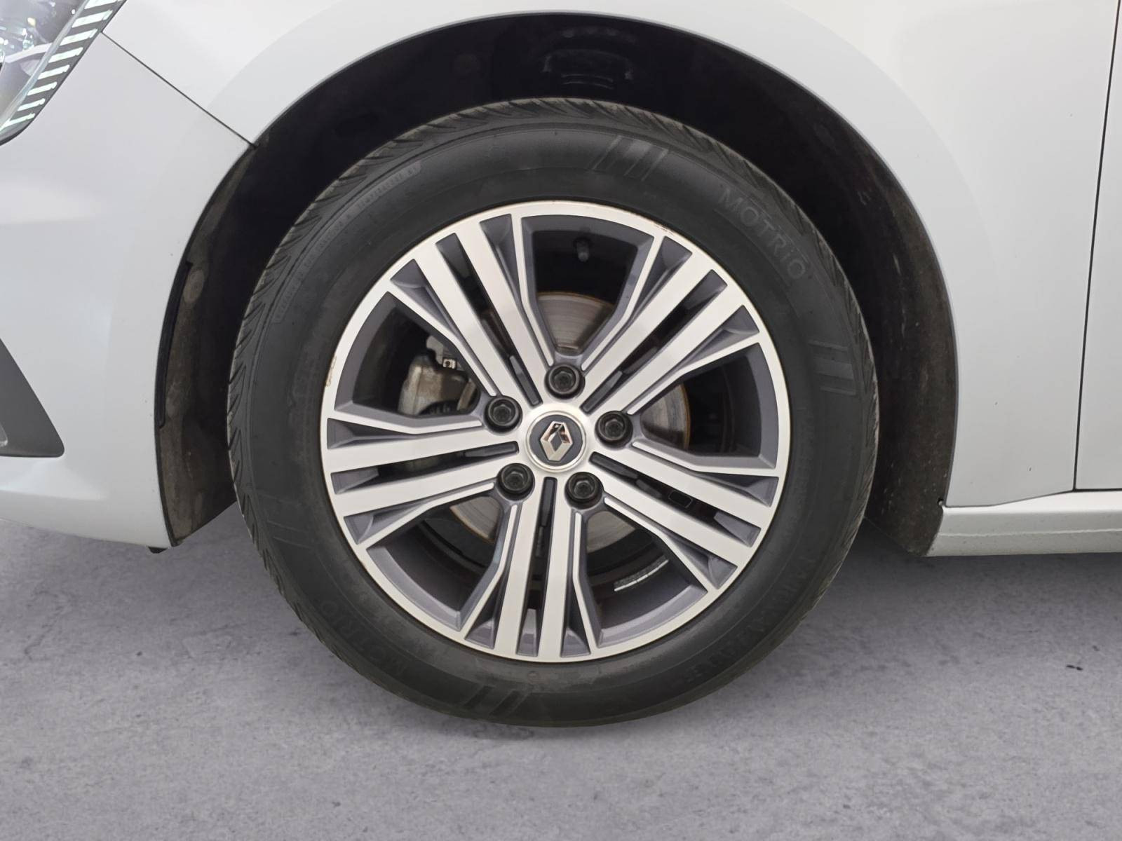 Vente en ligne Renault Megane 4  TCe 140 au prix de 15 490 €