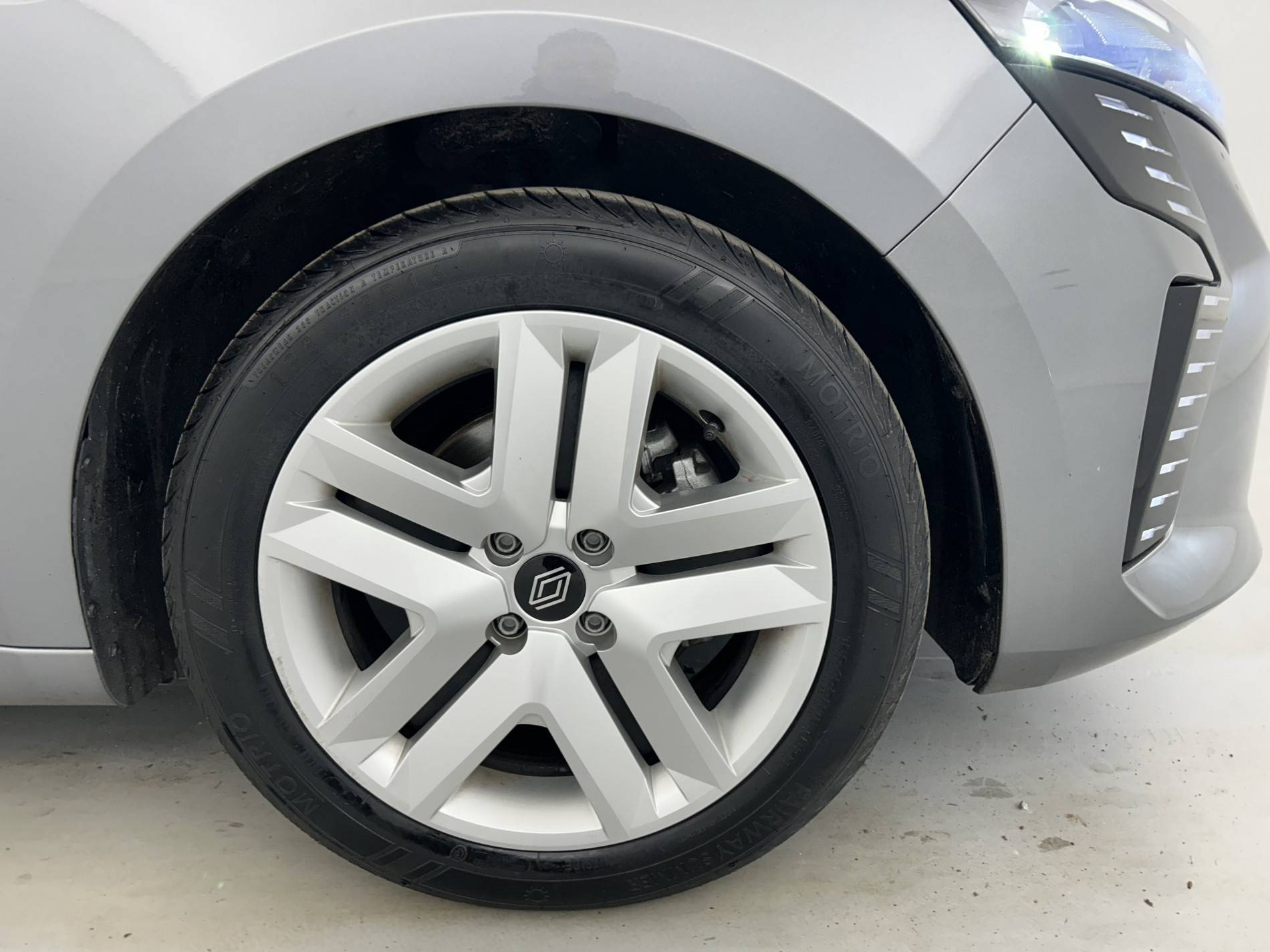 Vente en ligne Renault Clio 5 Clio E-Tech full hybrid 145 ch GSR2 au prix de 19 290 €