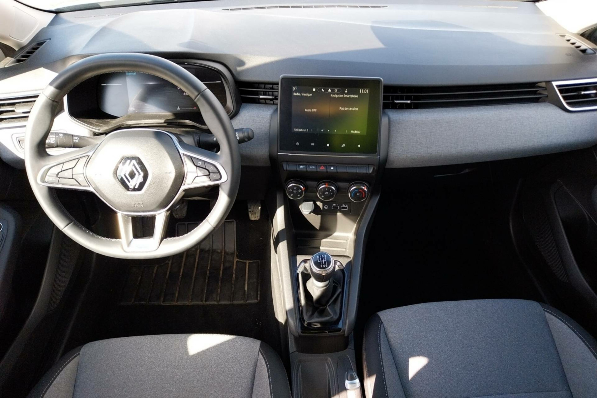 Vente en ligne Renault Clio 5 Clio TCe 90 ch GSR2 au prix de 15 790 €