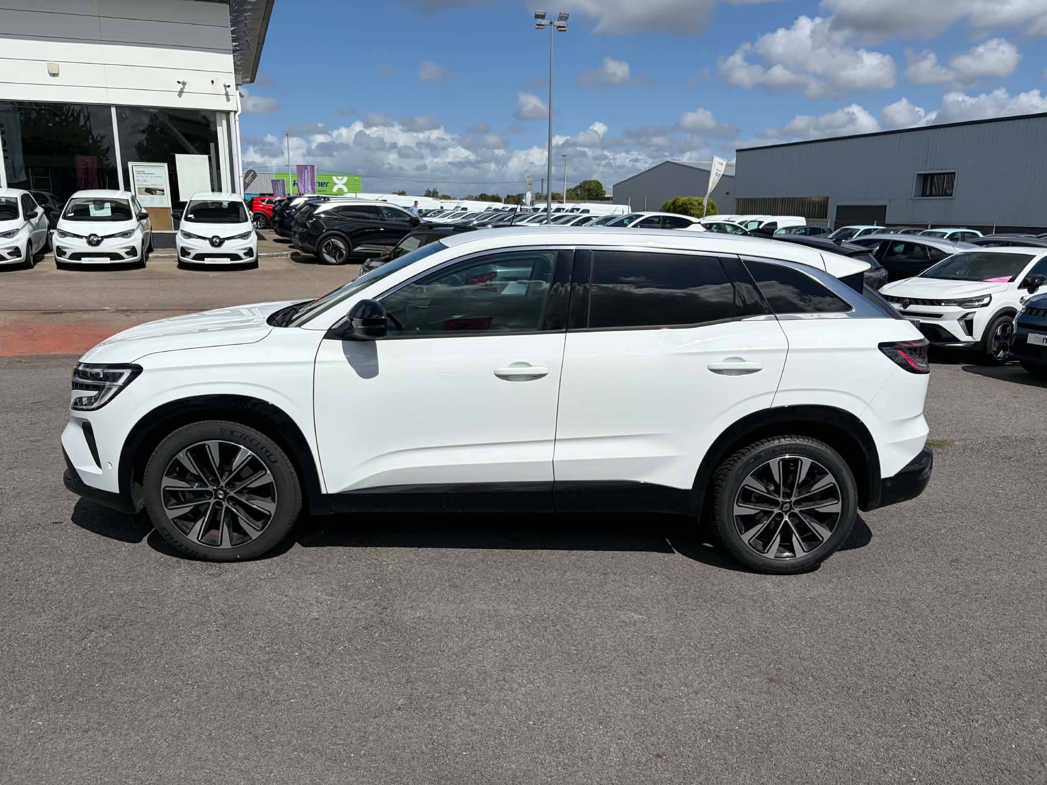 Vente en ligne Renault Austral  E-Tech hybrid 200 au prix de 24 790 €