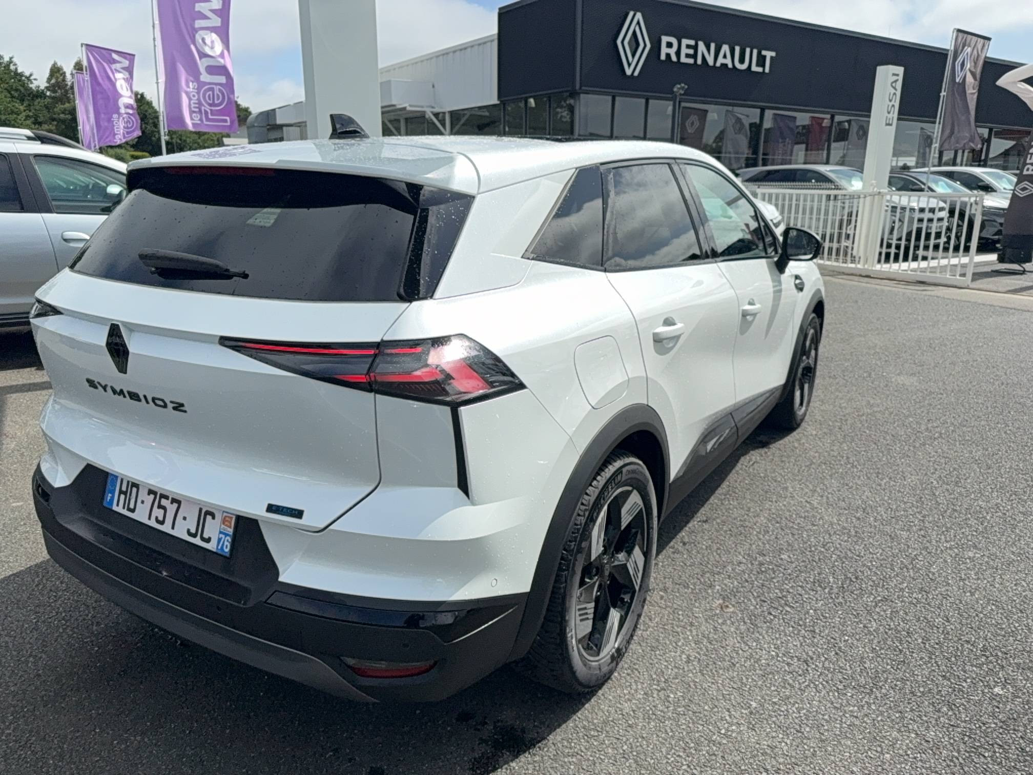 Vente en ligne Renault Symbioz  E-Tech full hybrid 145 au prix de 28 990 €