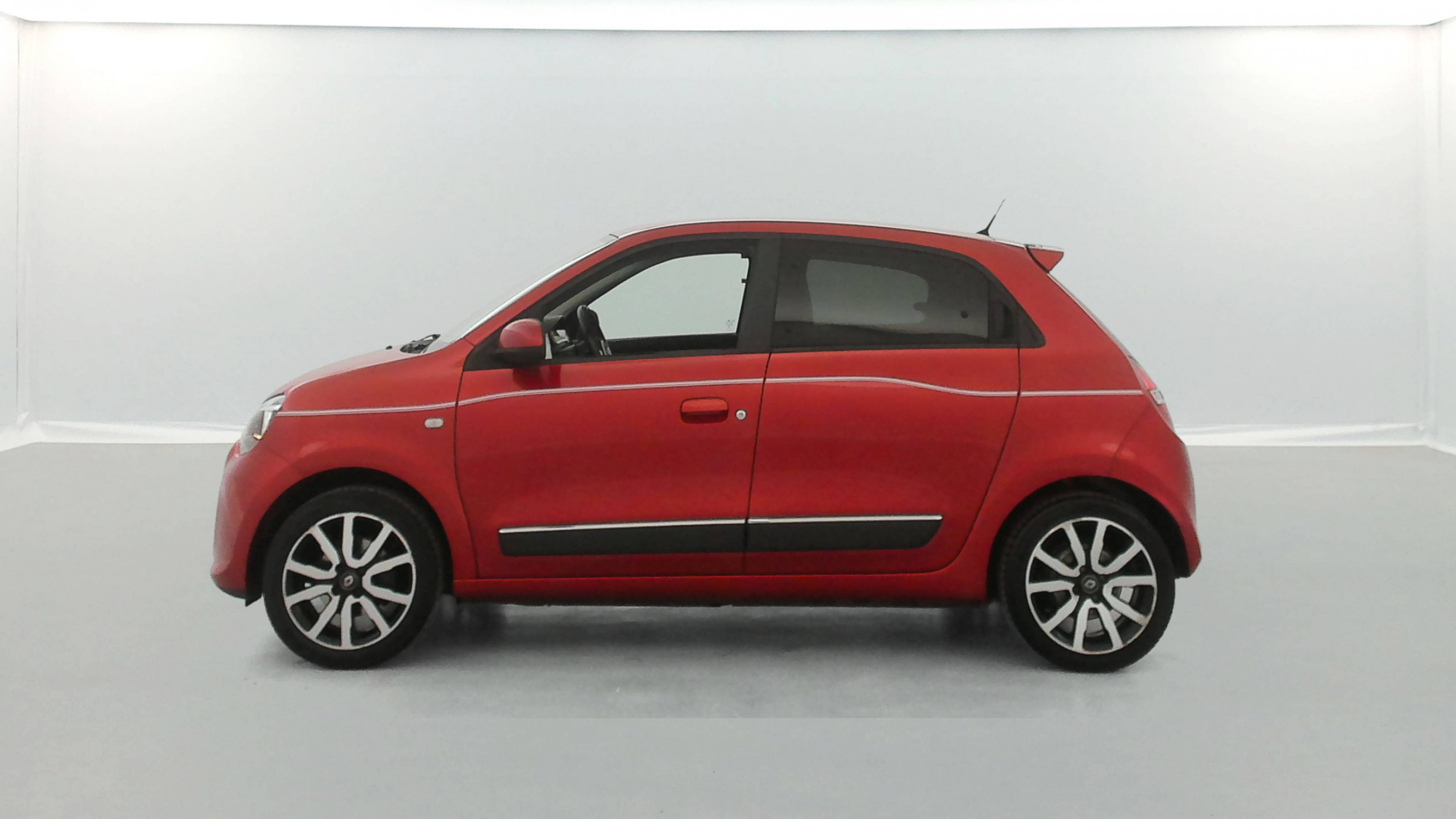 Vente en ligne Renault Twingo 3  0.9 TCe 90 Energy au prix de 9 390 €