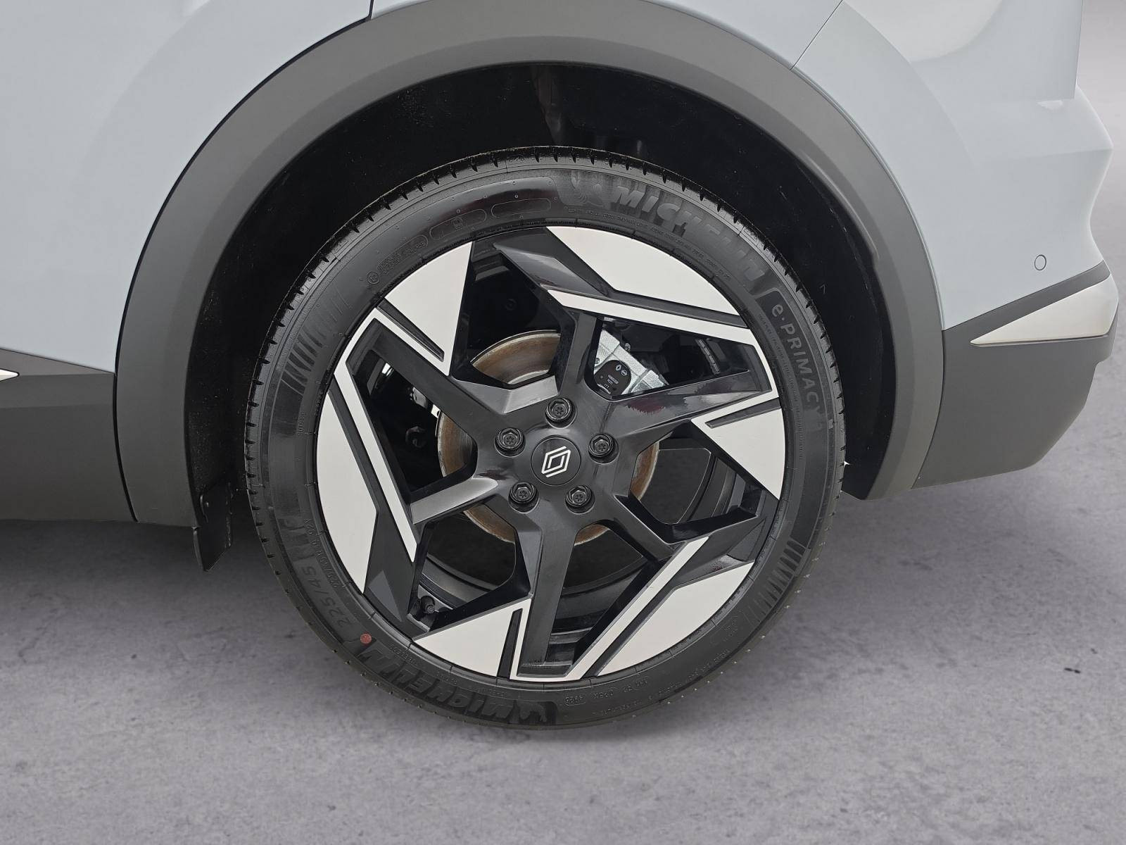 Vente en ligne Renault Symbioz  E-Tech full hybrid 160 ch au prix de 33 990 €