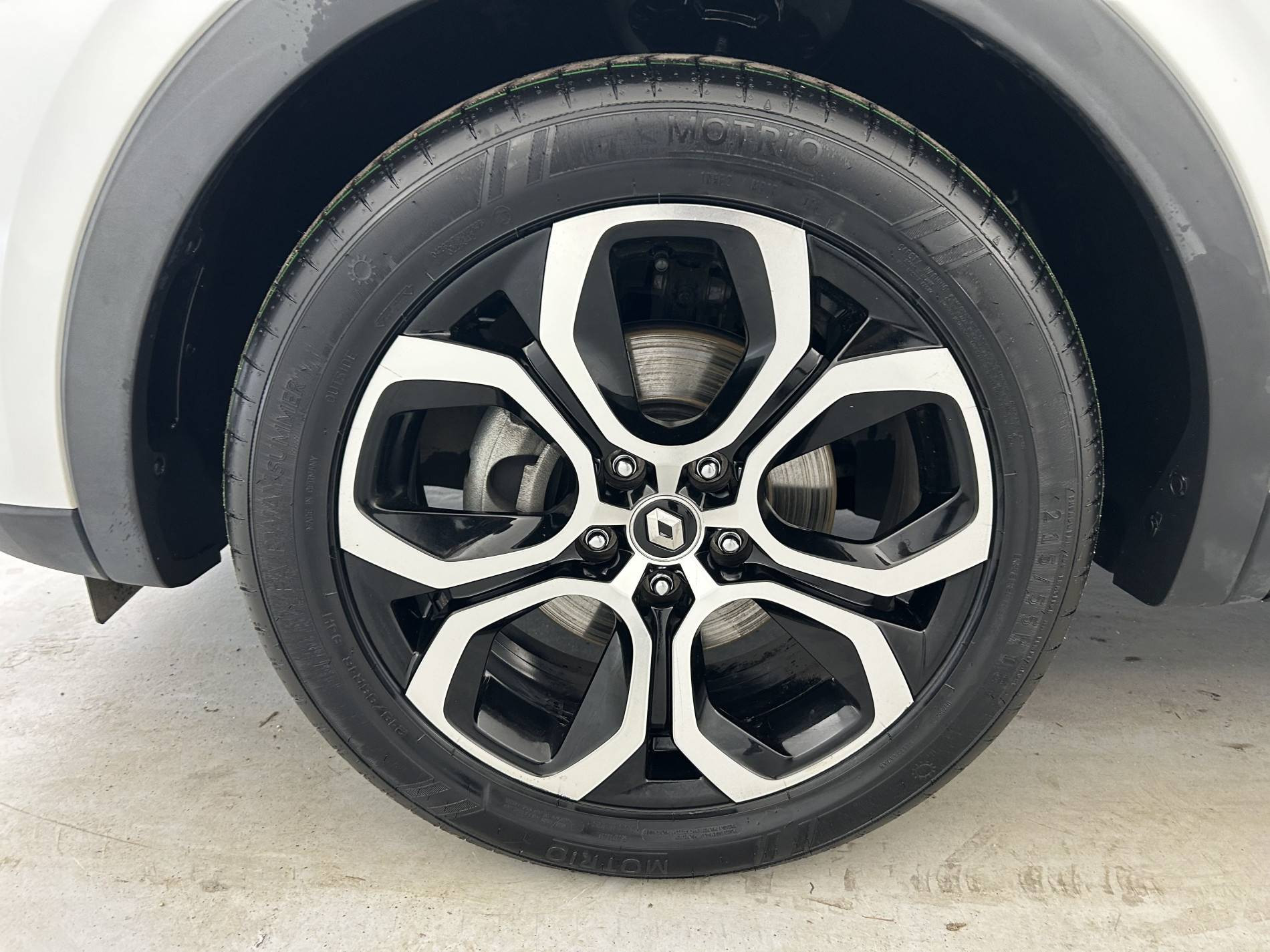 Vente en ligne Renault Arkana  E-Tech 145 - 21B au prix de 19 490 €