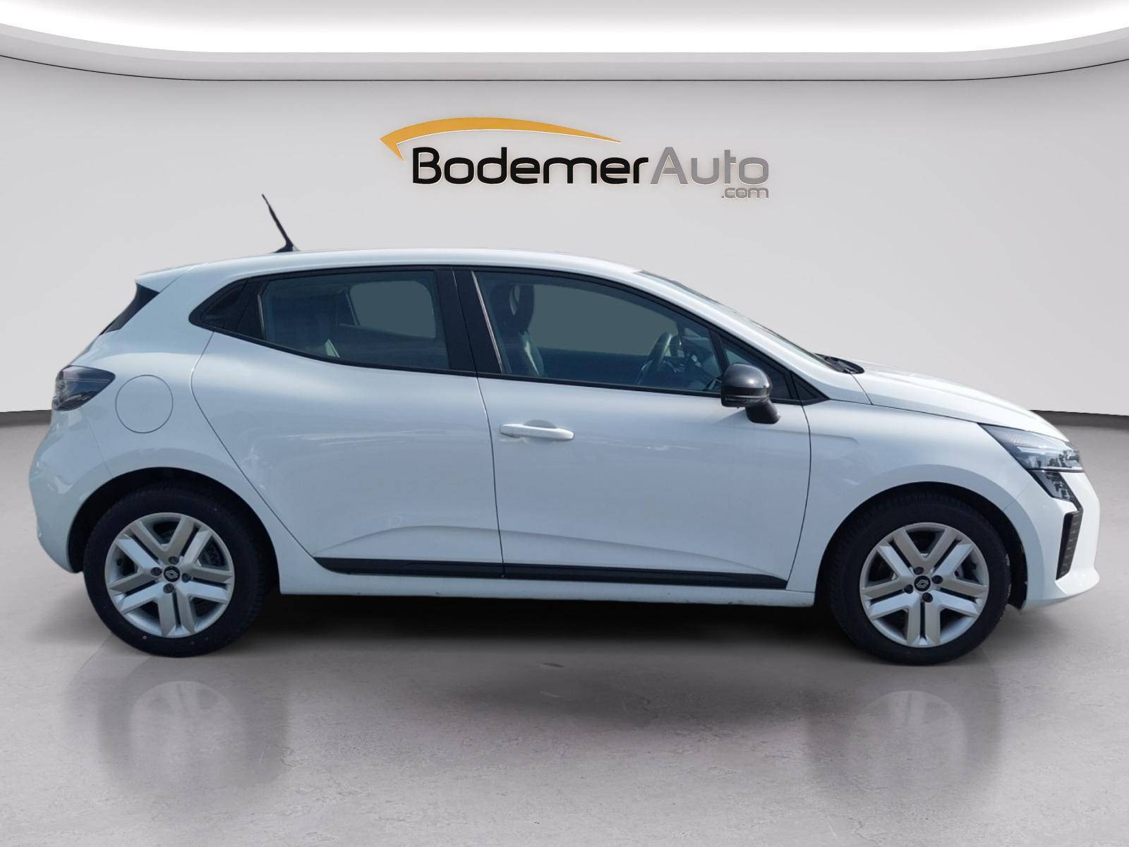 Vente en ligne Renault Clio 5 Clio Blue dCi 100 ch GSR2 au prix de 17 990 €