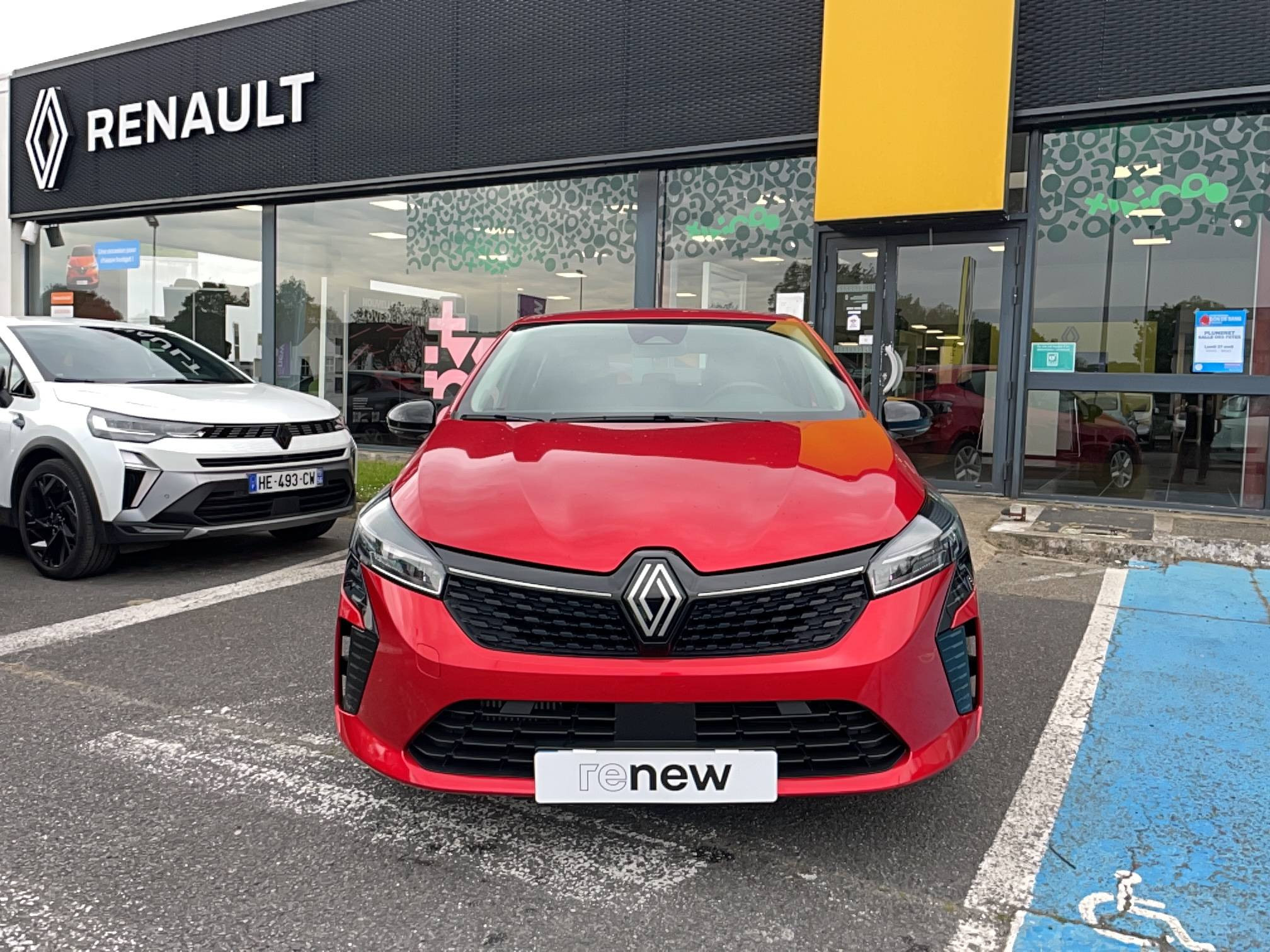 Vente en ligne Renault Clio 5 Clio TCe 90 au prix de 15 990 €