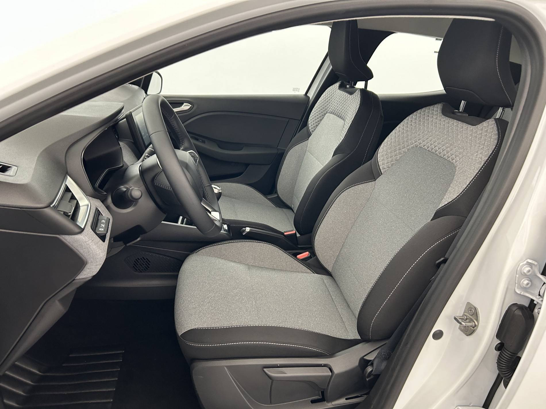 Vente en ligne Renault Clio 5 Clio TCe 90 ch GSR2 au prix de 16 290 €