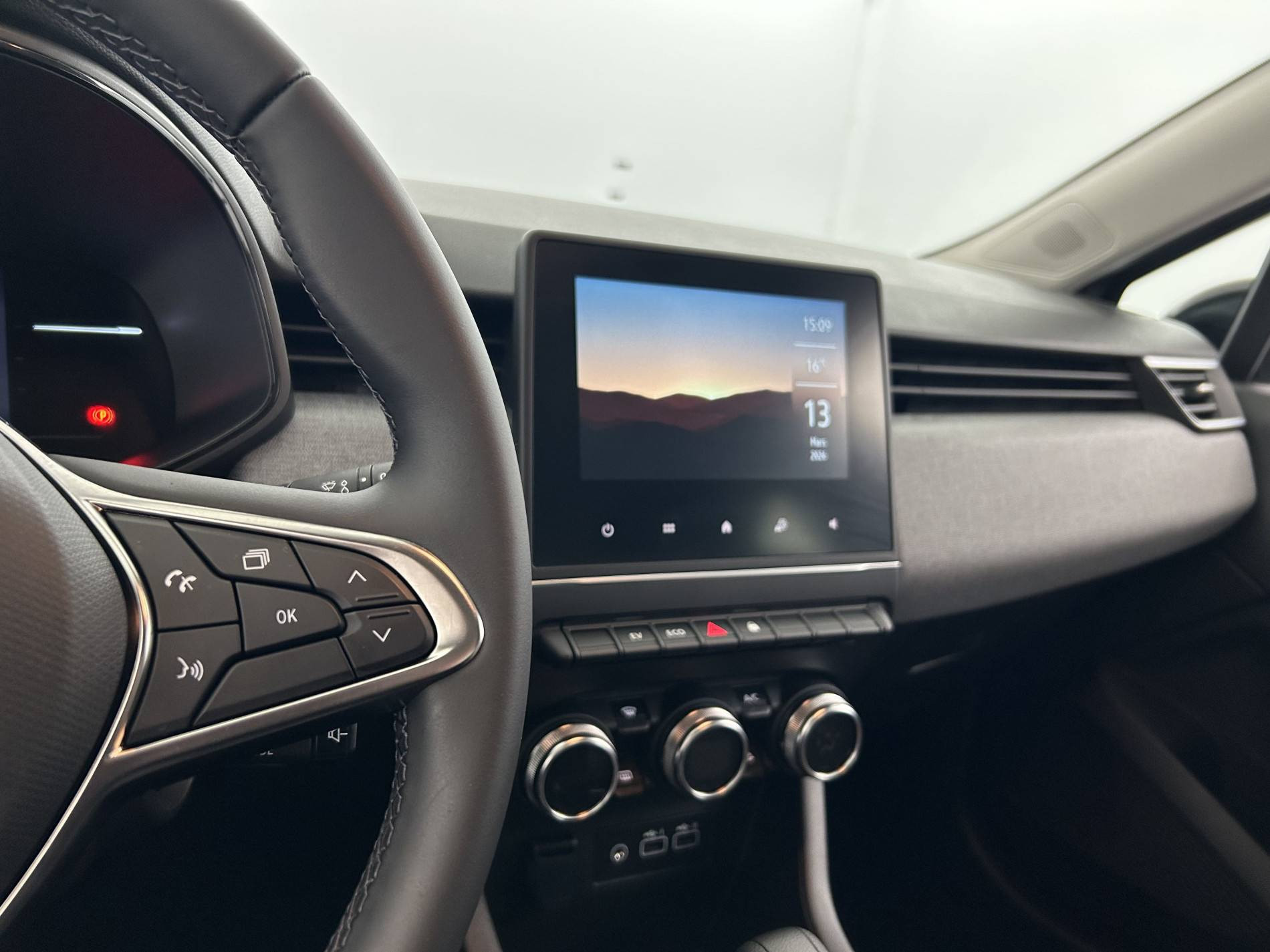 Vente en ligne Renault Clio 5 Clio E-Tech full hybrid 145 ch GSR2 au prix de 19 990 €