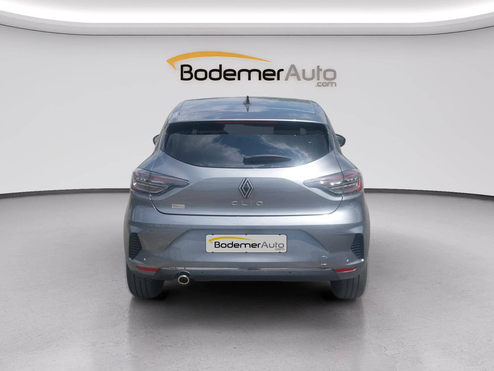 Vente en ligne Renault Clio 5 Clio TCe 90 au prix de 15 500 €