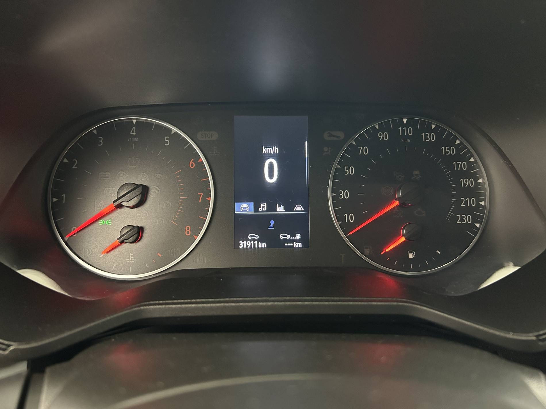 Vente en ligne Renault Clio 5 Clio TCe 90 - 21 au prix de 13 490 €