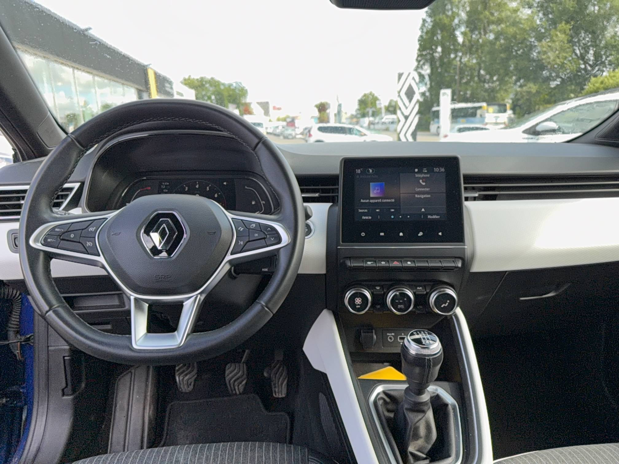 Vente en ligne Renault Clio 5 Clio TCe 100 GPL - 21N au prix de 12 390 €