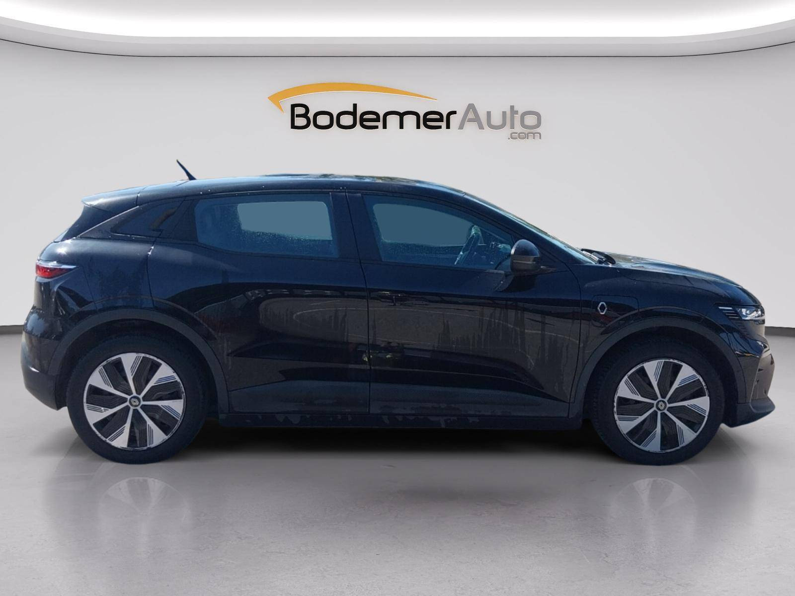 Vente en ligne Renault Megane E-Tech  ER EV60 130ch super charge au prix de 19 919 €