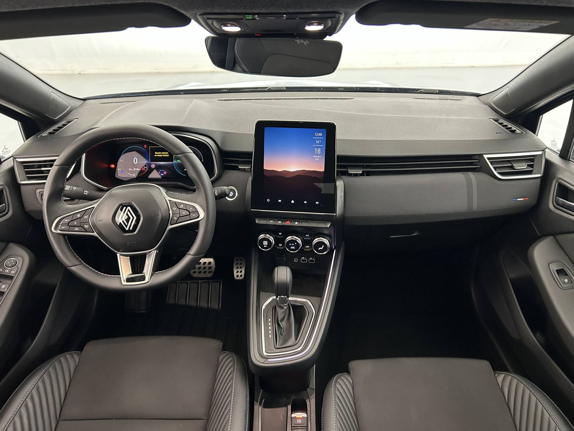 Vente en ligne Renault Clio 5 Clio E-Tech full hybrid 145 au prix de 21 990 €