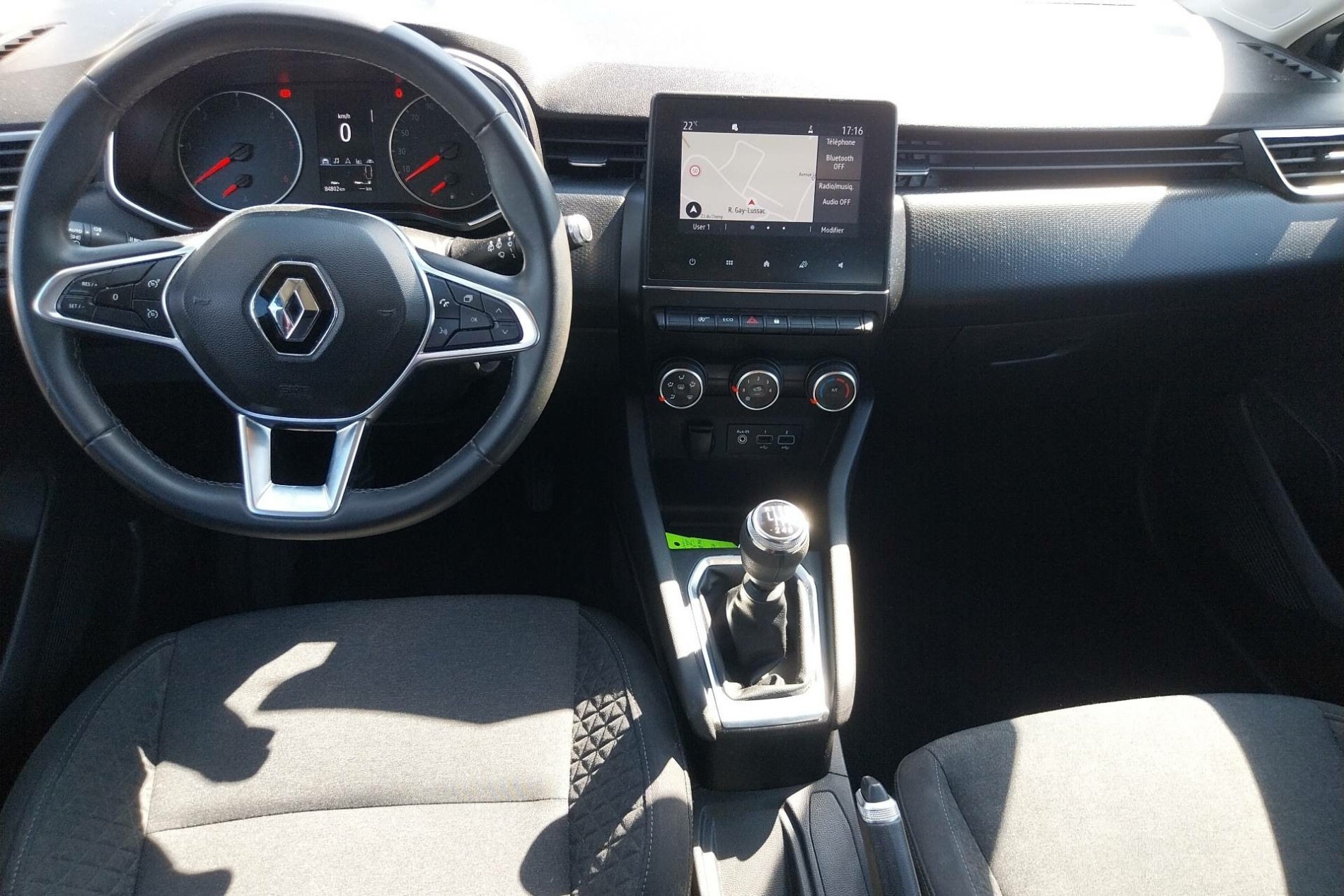 Vente en ligne Renault Clio 5 Clio Blue dCi 85 au prix de 12 490 €