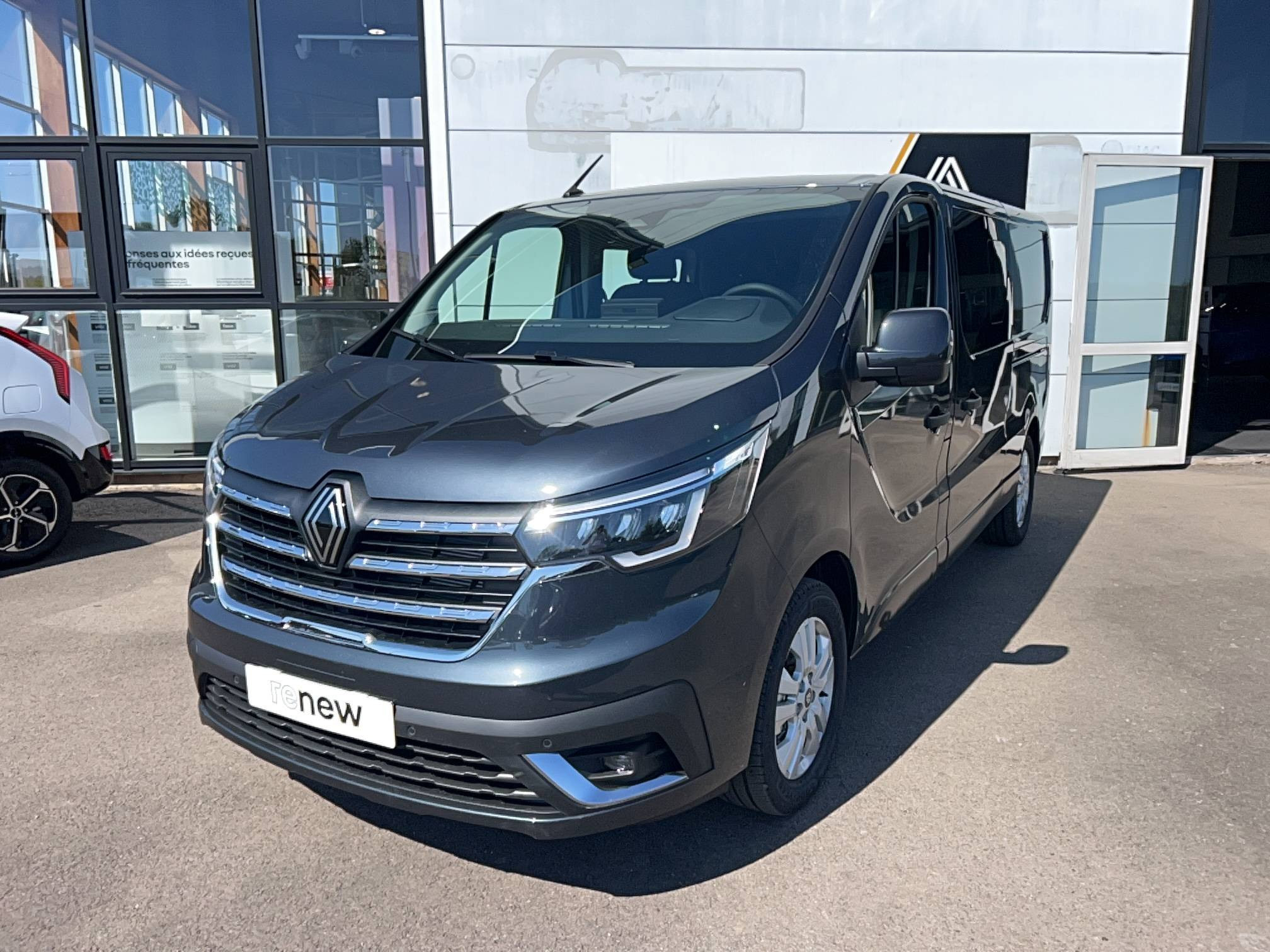 Renault Trafic Cabine Approfondie TRAFIC CA BLUE DCI 170 L2H1 3T AUTO occasion de 2026 en vente à Flers