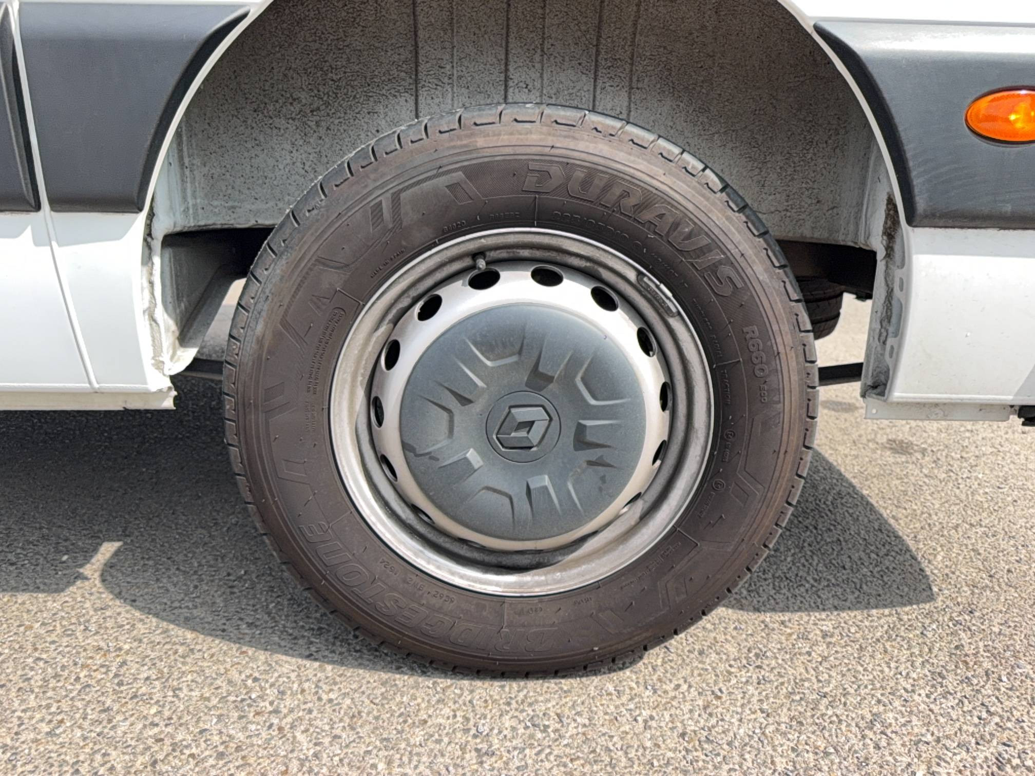 Vente en ligne Renault Master Fourgon MASTER FGN TRAC F3500 L3H3 BLUE DCI 135 au prix de 23 990 €