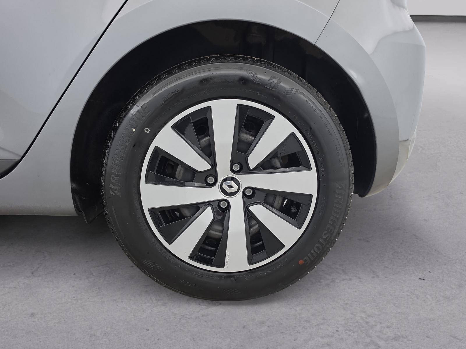 Vente en ligne Renault Clio 5 Clio TCe 90 au prix de 14 290 €