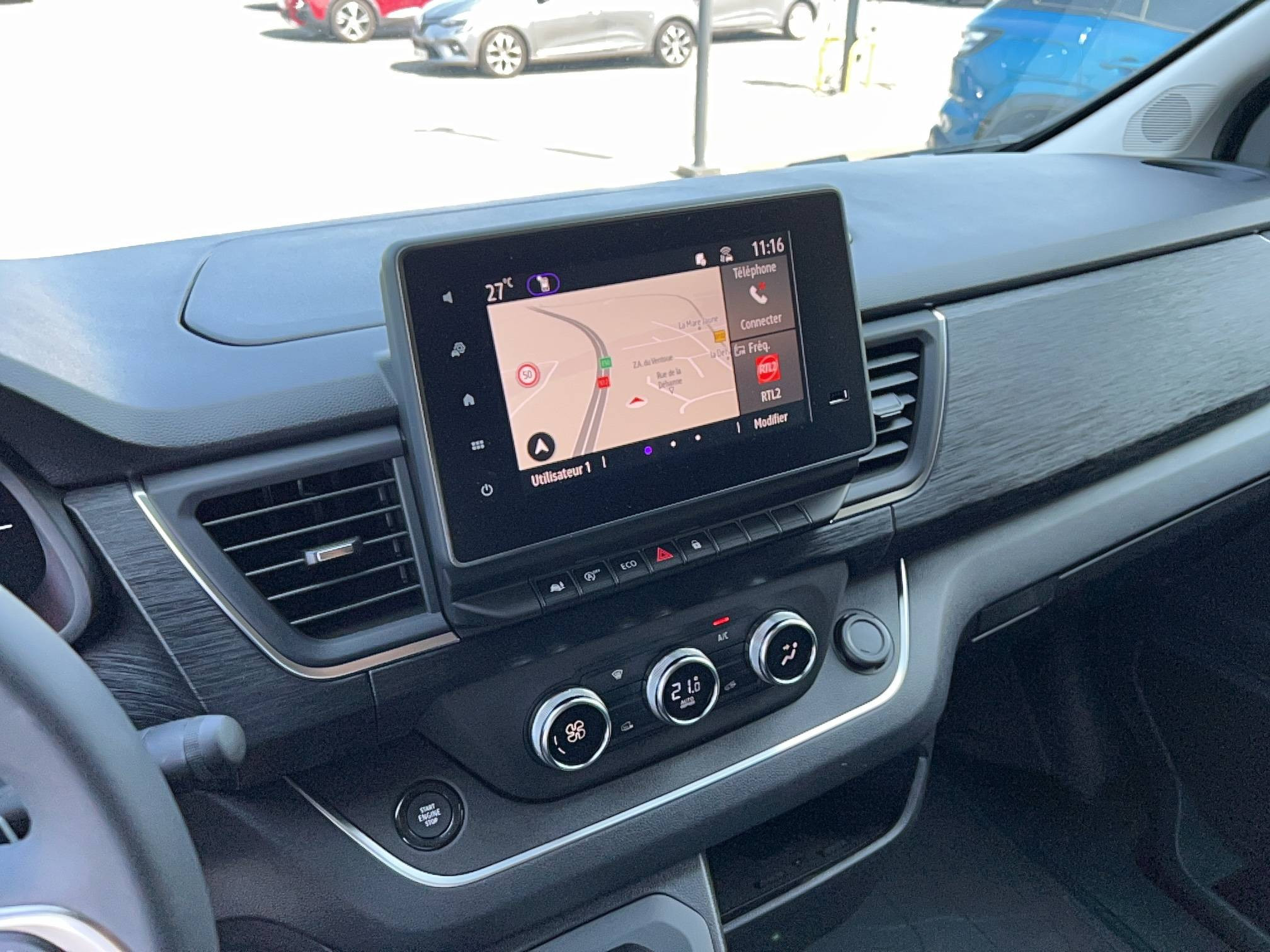 Vente en ligne Renault Trafic Cabine Approfondie TRAFIC CA BLUE DCI 170 L2H1 3T AUTO au prix de 40 990 €
