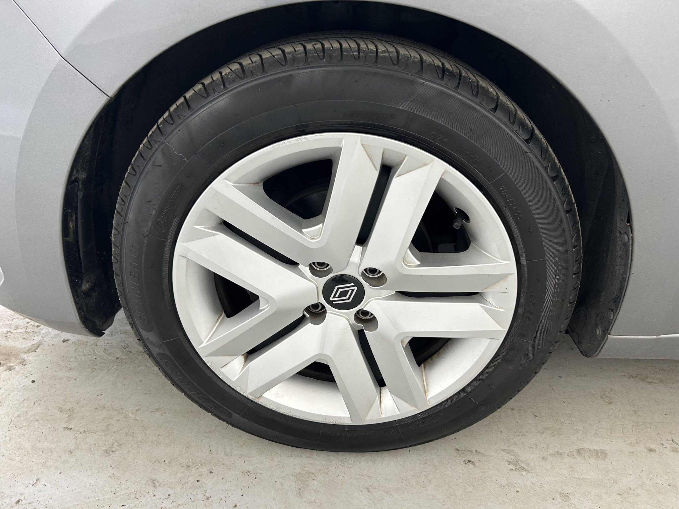 Vente en ligne Renault Clio 5 Clio TCe 90 au prix de 14 490 €