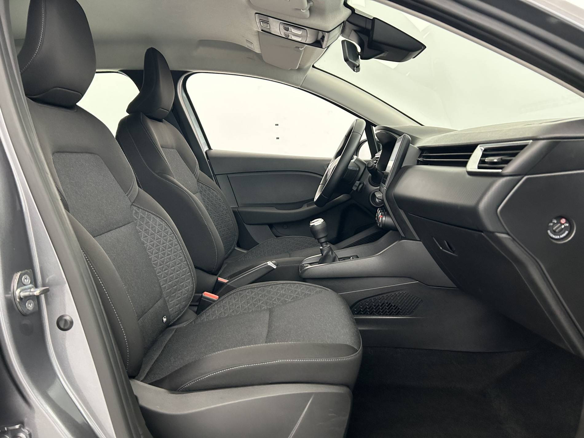 Vente en ligne Renault Clio 5 Clio TCe 90 au prix de 14 990 €