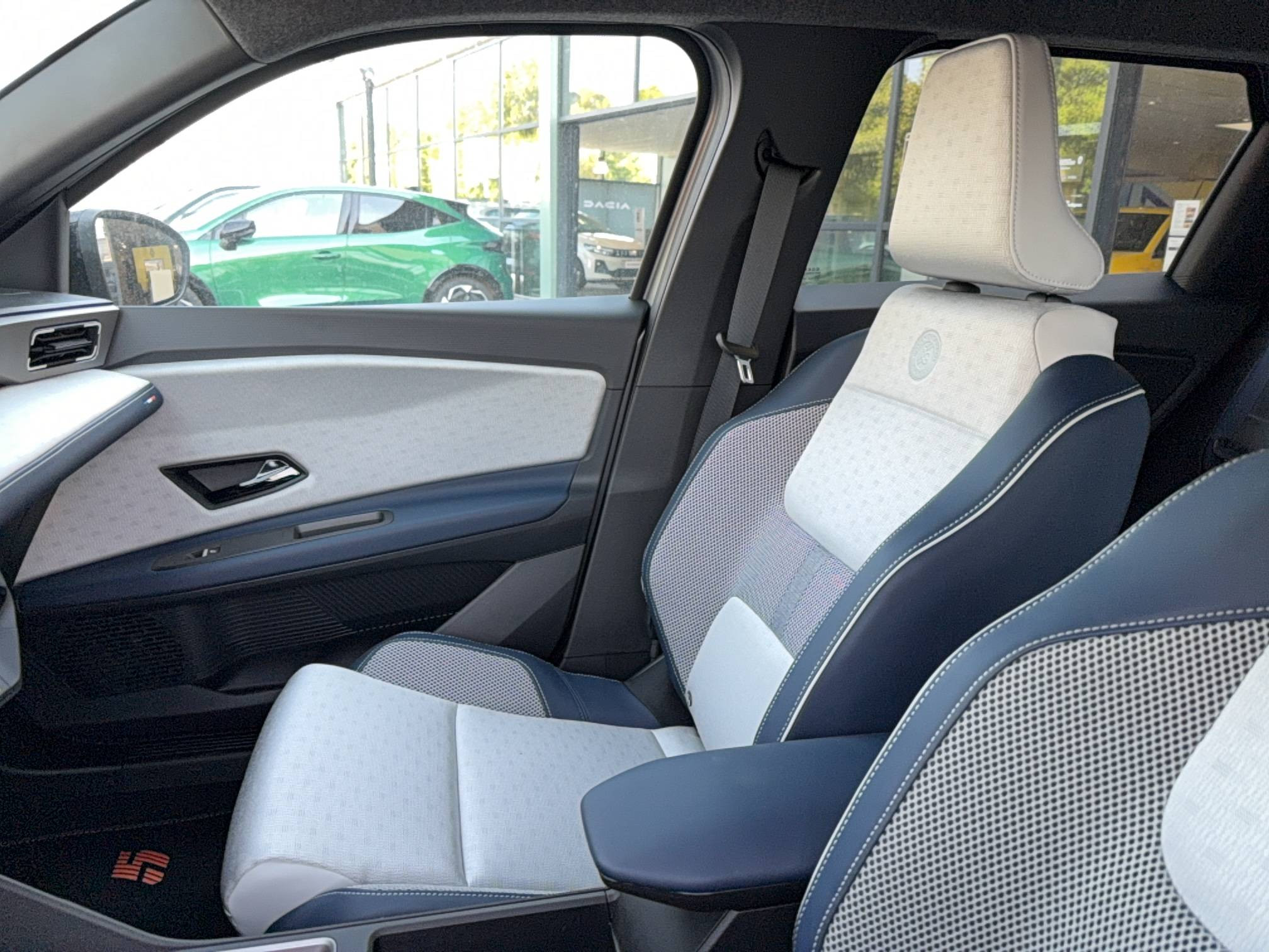 Vente en ligne Renault R5 E-Tech  150 ch autonomie confort au prix de 38 330 €