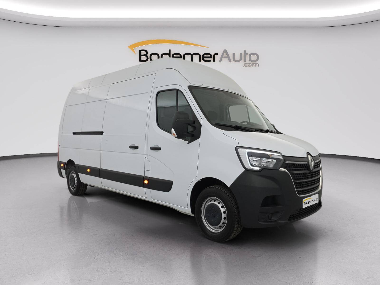 Vente en ligne Renault Master Fourgon MASTER FGN TRAC F3500 L3H3 BLUE DCI 135 au prix de 26 990 €
