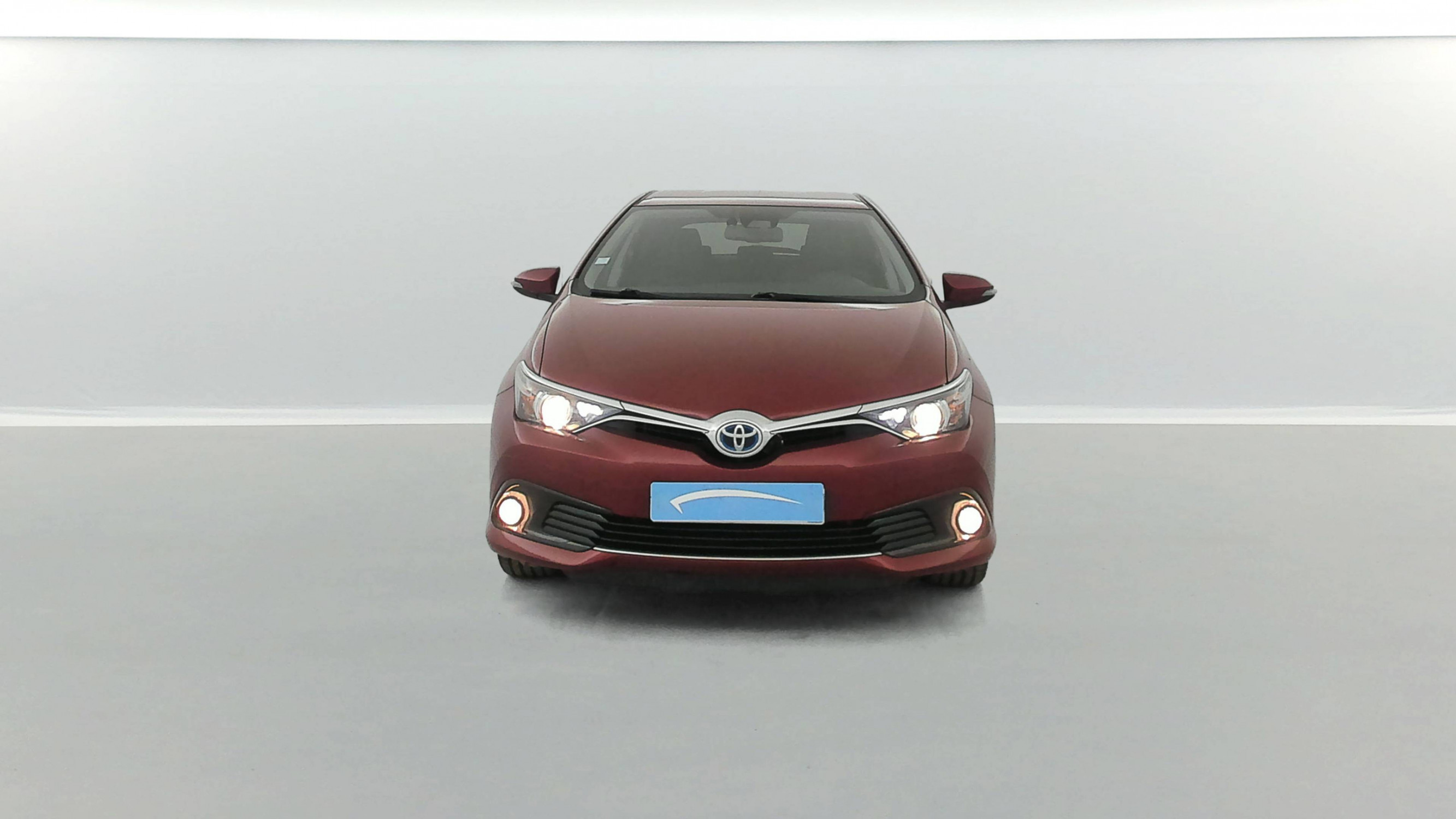 Toyota Auris Auris Hybride 136h occasion de 2018 en vente à Saint-Lô