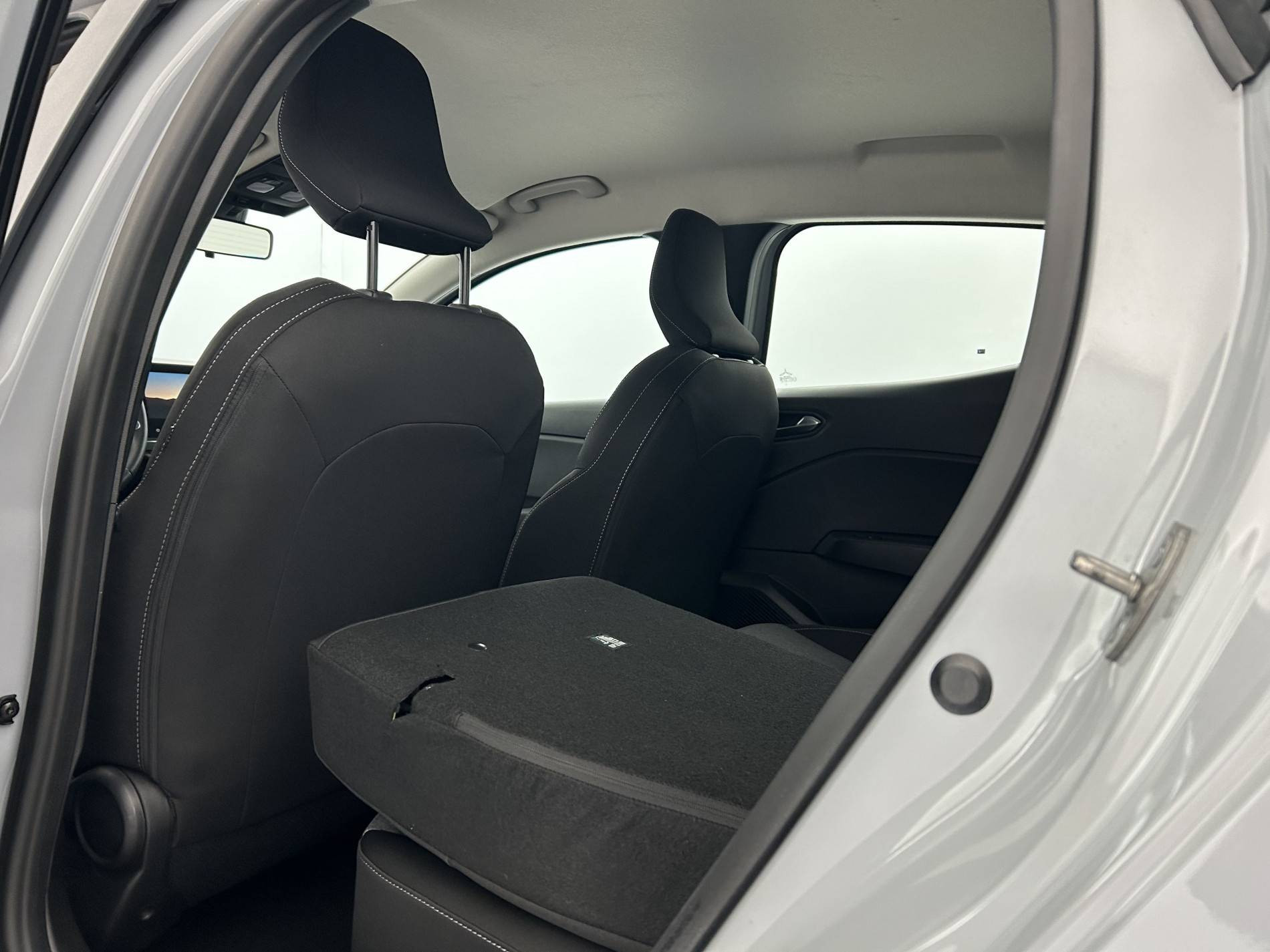 Vente en ligne Renault Clio 5 Clio TCe 90 au prix de 15 490 €