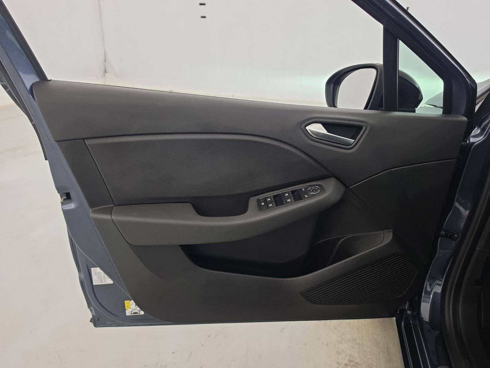 Vente en ligne Renault Clio 5 Clio TCe 90 - 21N au prix de 14 990 €