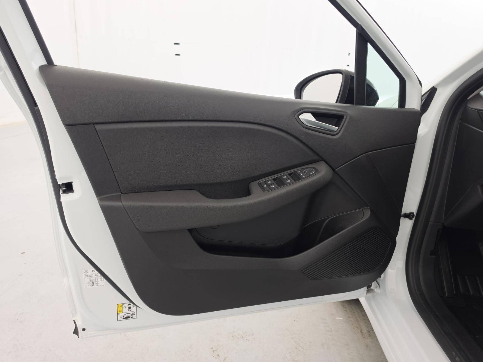 Vente en ligne Renault Clio 5 Clio SCe 65 au prix de 13 590 €