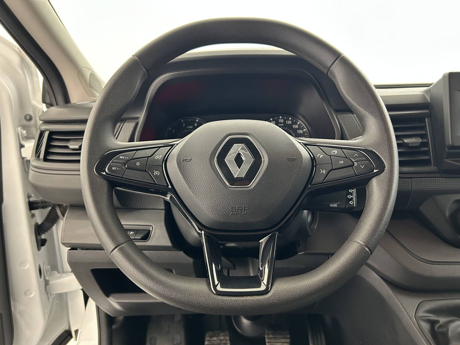 Vente en ligne Renault Trafic 3 Fourgon TRAFIC FGN L2H1 3000 KG BLUE DCI 130 au prix de 22 790 €