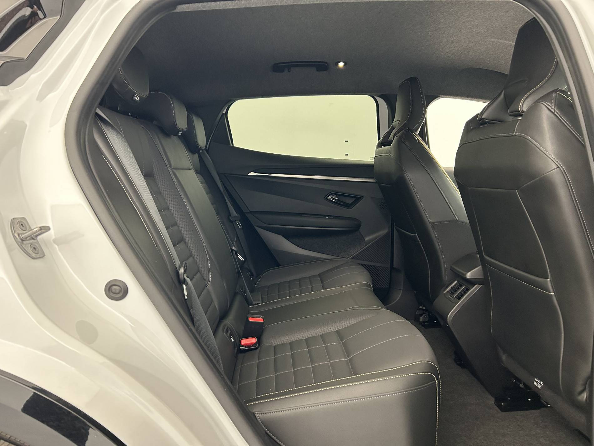 Vente en ligne Renault Megane E-Tech  220 ch autonomie confort GSR2 au prix de 31 990 €