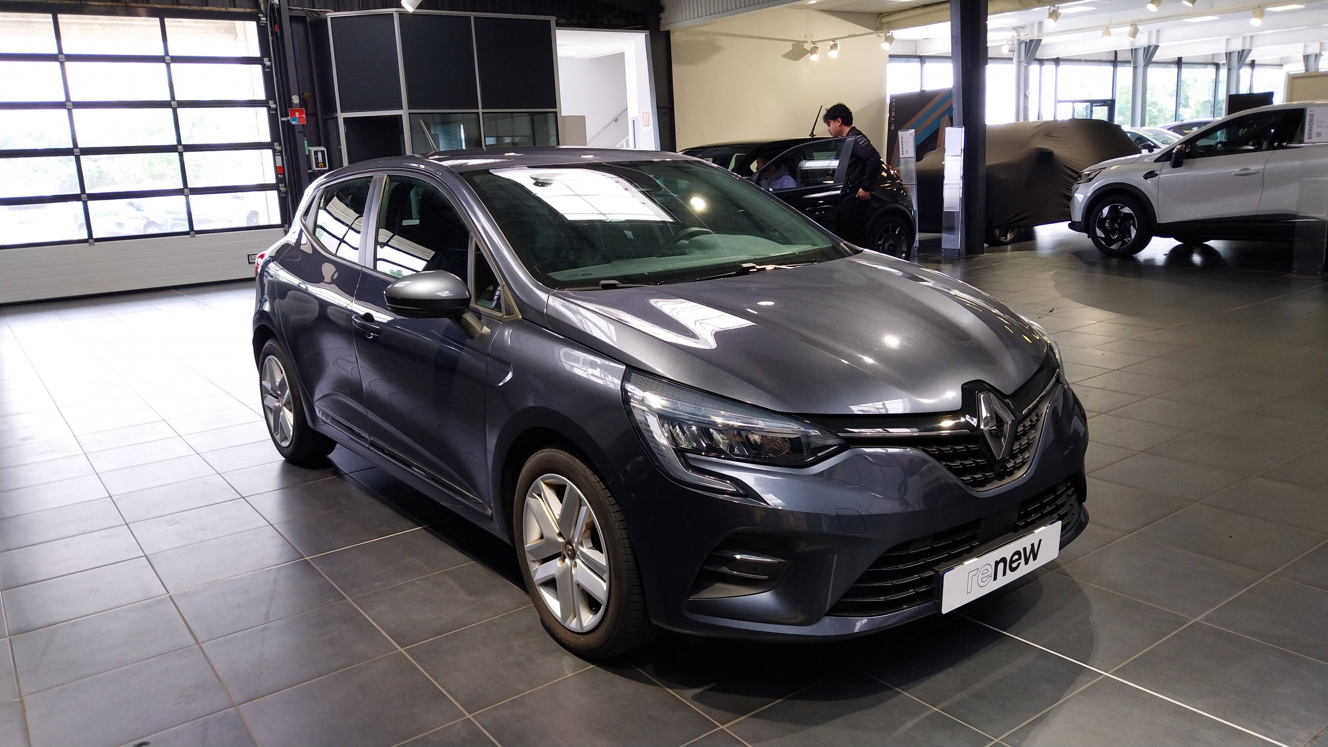 Renault Clio 5 Clio TCe 90 - 21N occasion de 2022 en vente à Quimper