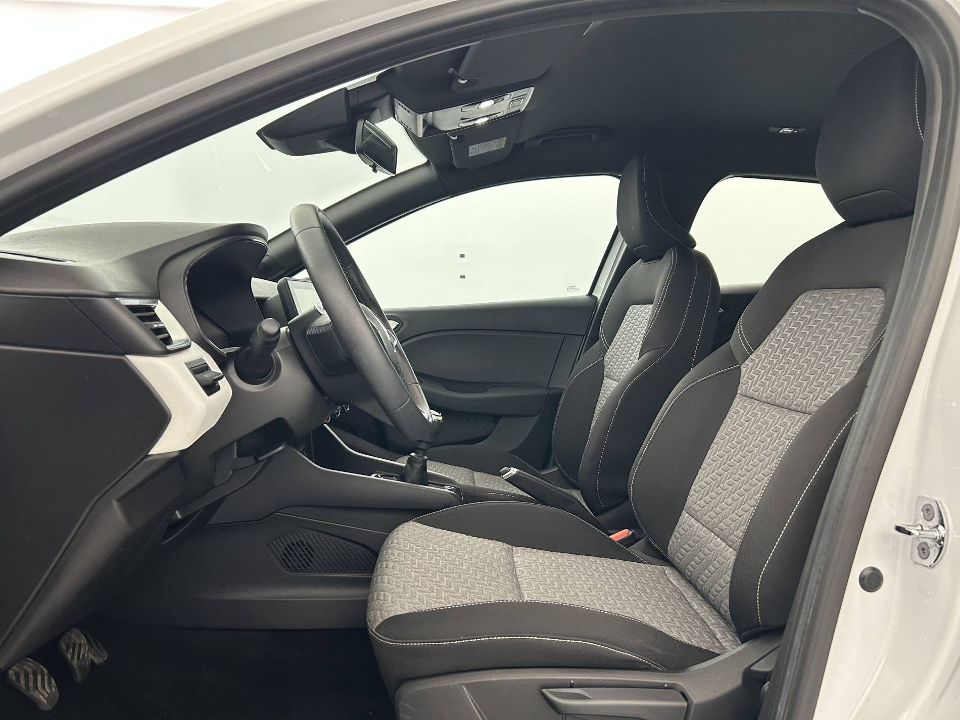 Vente en ligne Renault Clio 5 Clio TCe 90 - 21N au prix de 14 490 €