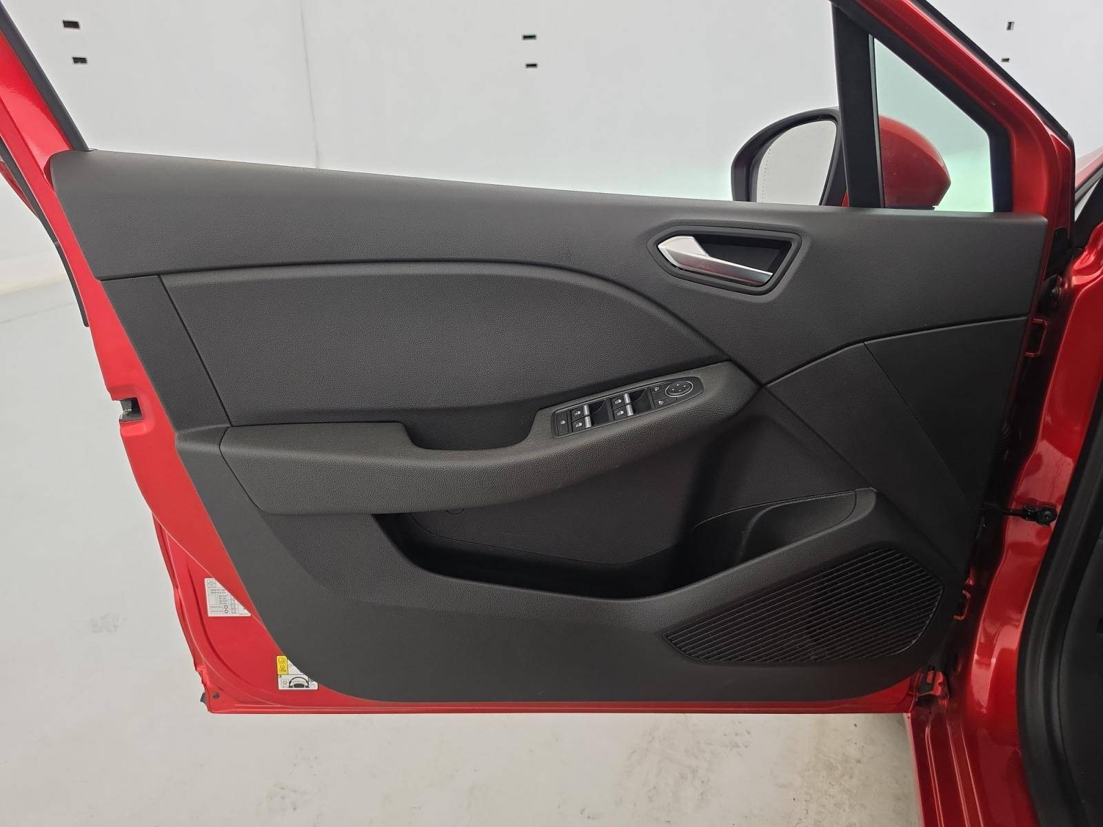 Vente en ligne Renault Clio 5 Clio TCe 100 GPL au prix de 11 390 €