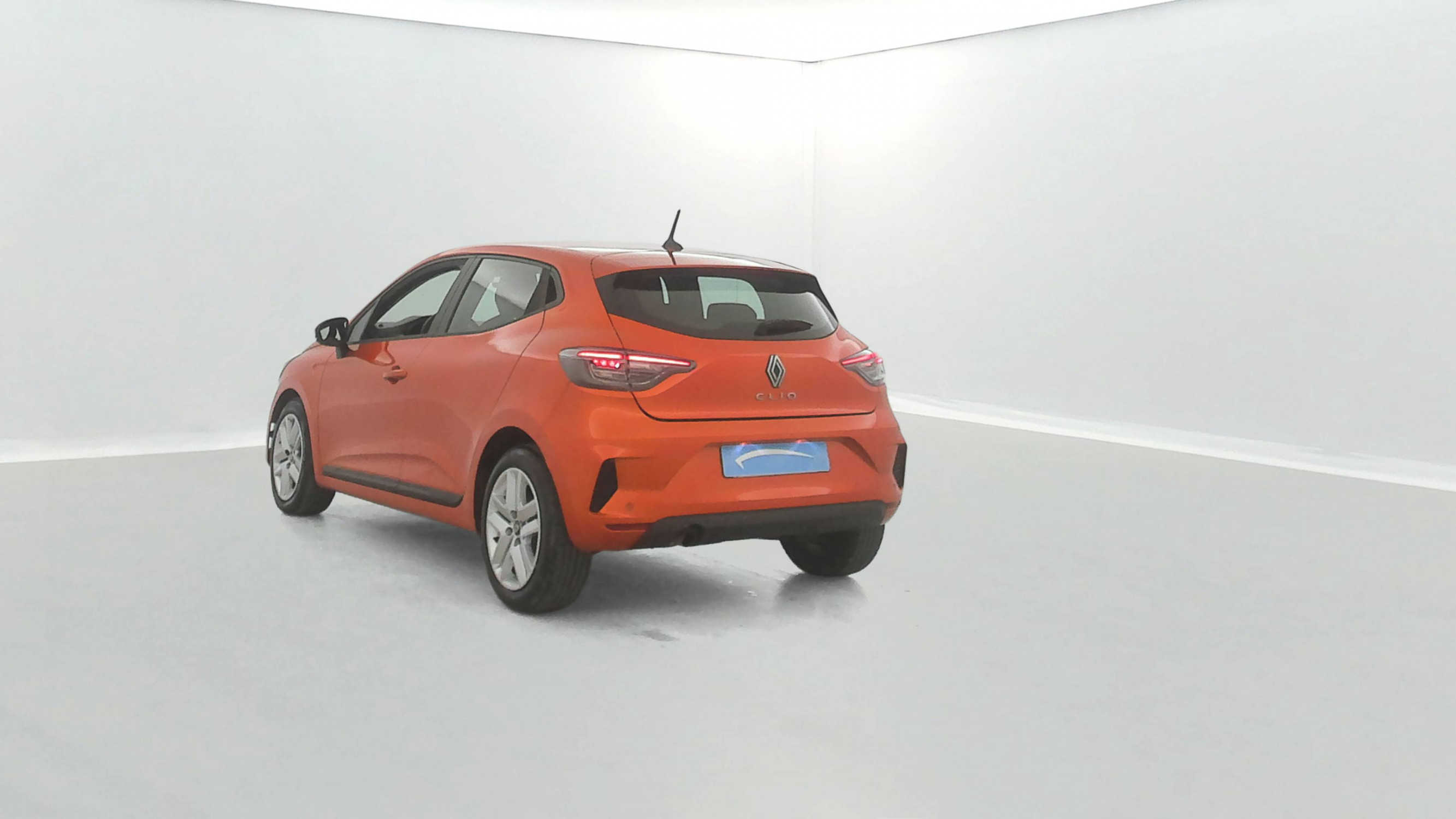 Vente en ligne Renault Clio 5 Clio TCe 90 au prix de 15 490 €
