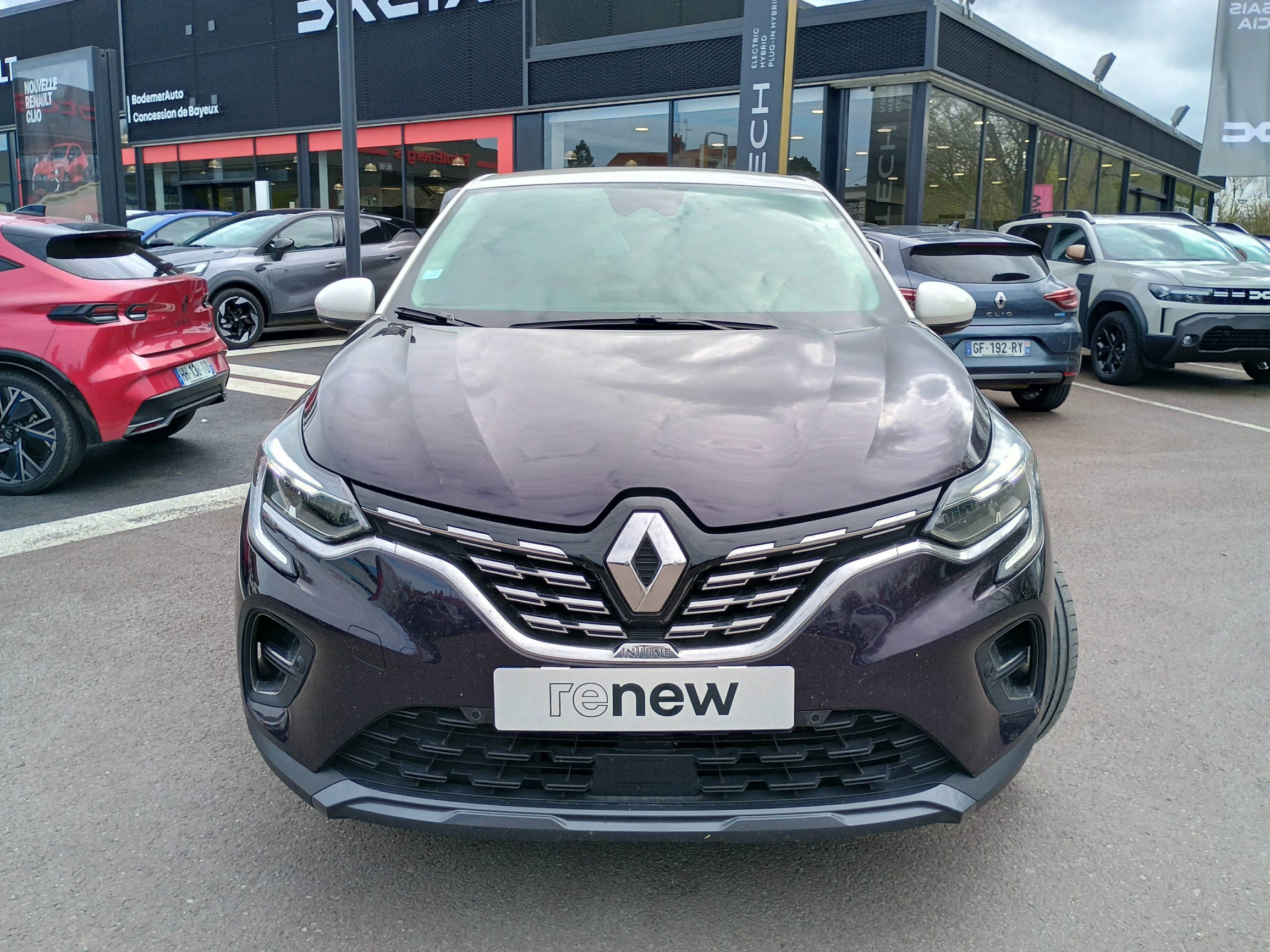 Vente en ligne Renault Captur  E-Tech Plug-in 160 au prix de 17 990 €