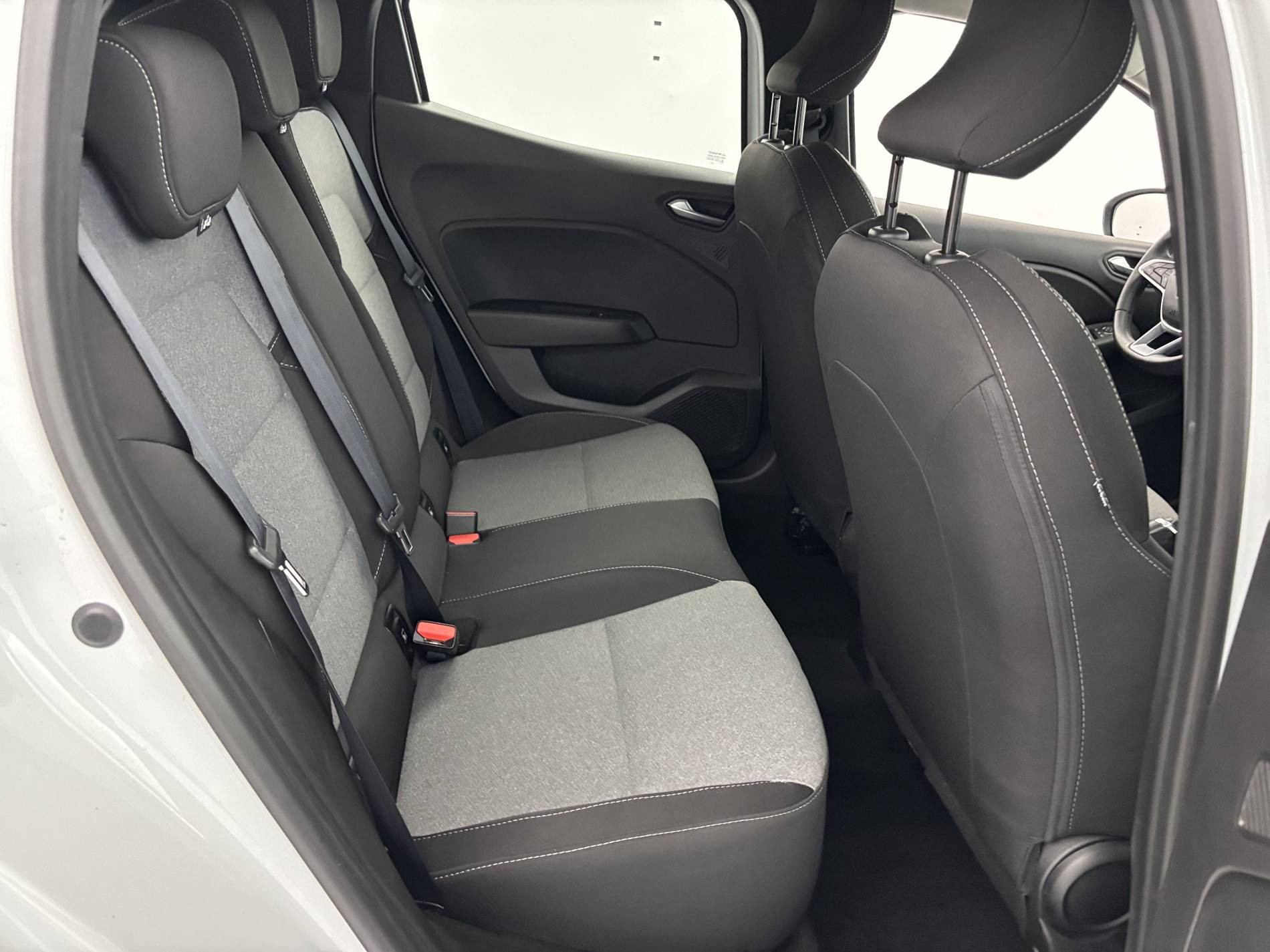 Vente en ligne Renault Clio 5 Clio TCe 90 au prix de 14 190 €