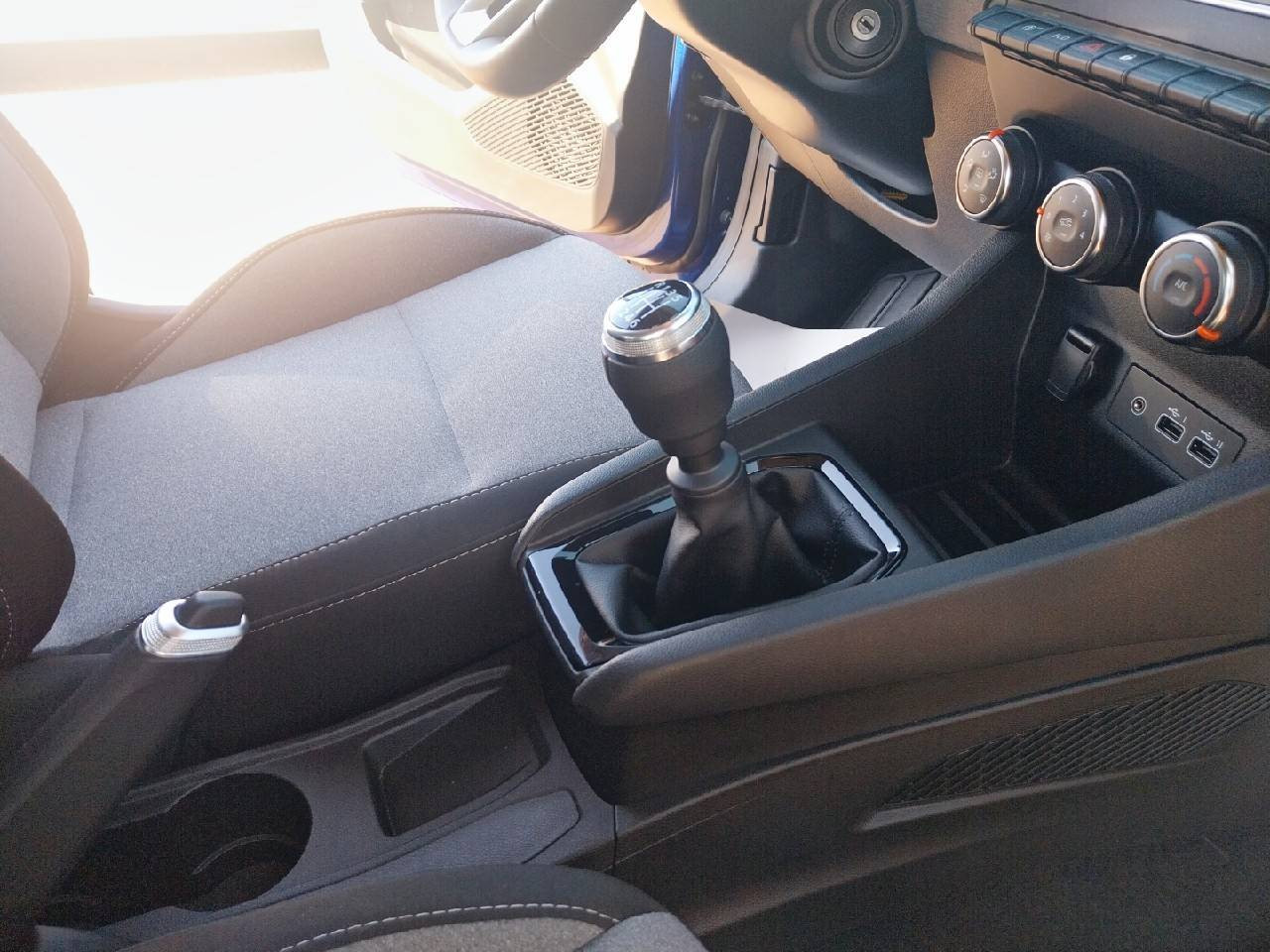 Vente en ligne Renault Clio 5 Clio TCe 90 au prix de 15 490 €