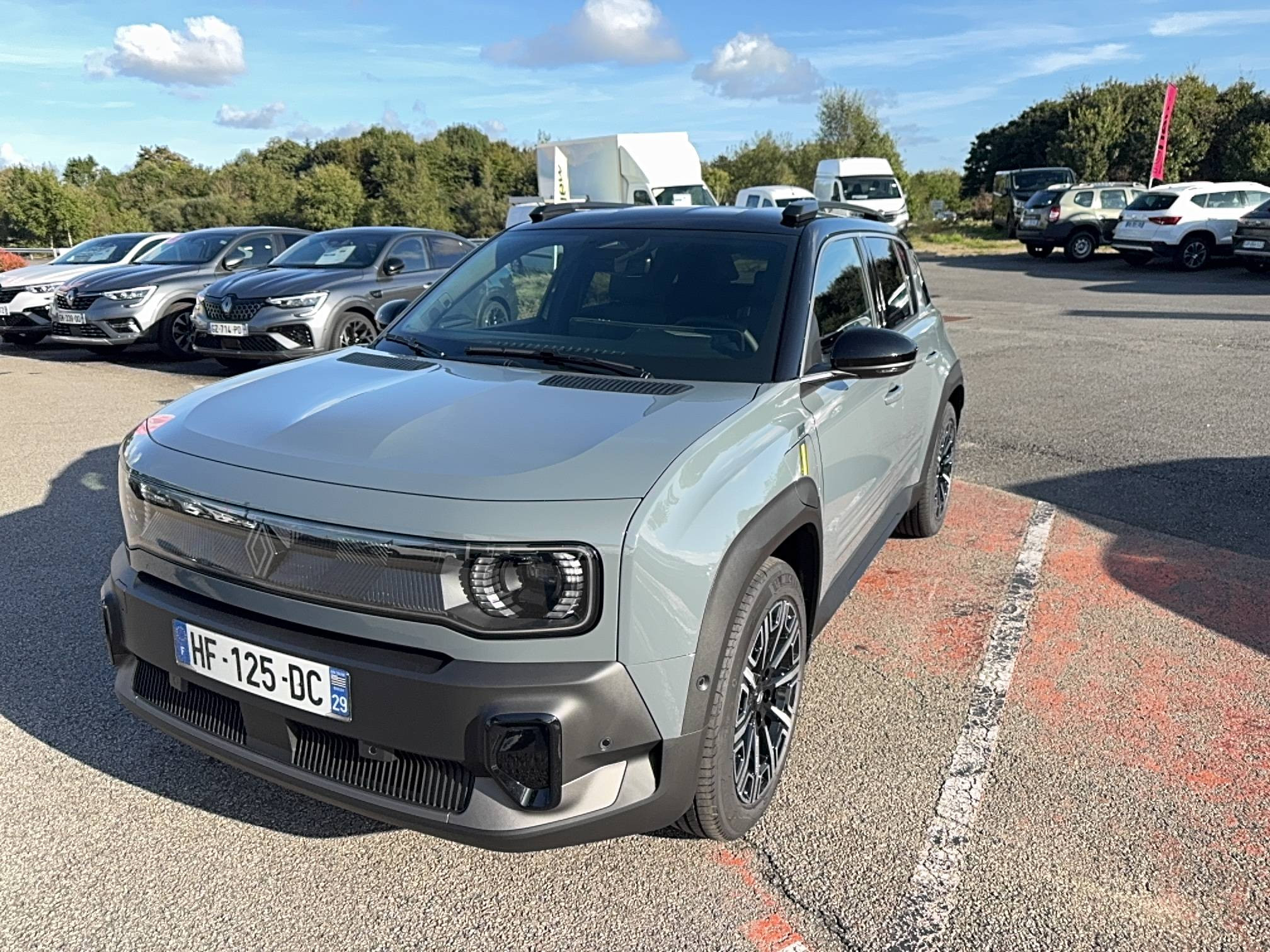 Renault R4 E-Tech  150 ch autonomie confort occasion de 2025 en vente à Quimper