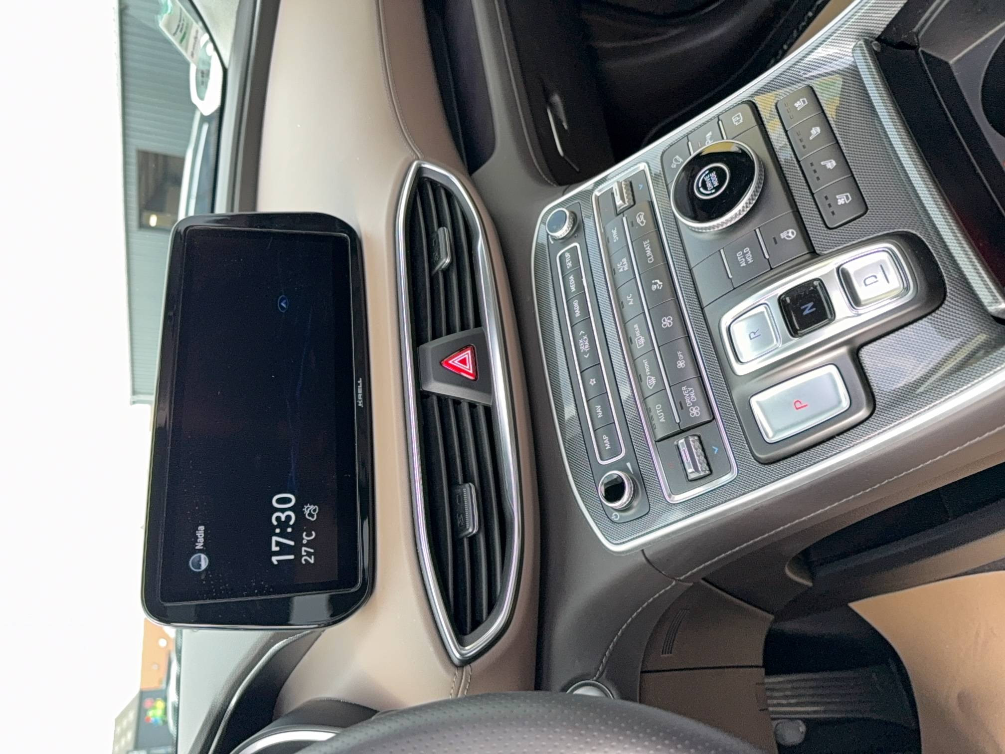 Vente en ligne Hyundai Santa Fe  1.6 T-GDi Hybrid 230 BVA6 au prix de 29 990 €