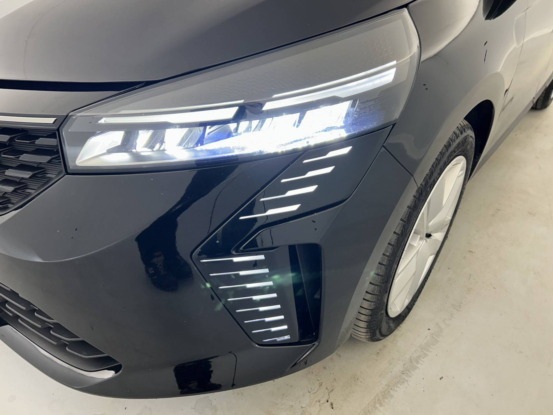 Vente en ligne Renault Clio 5 Clio E-Tech full hybrid 145 ch GSR2 au prix de 20 390 €